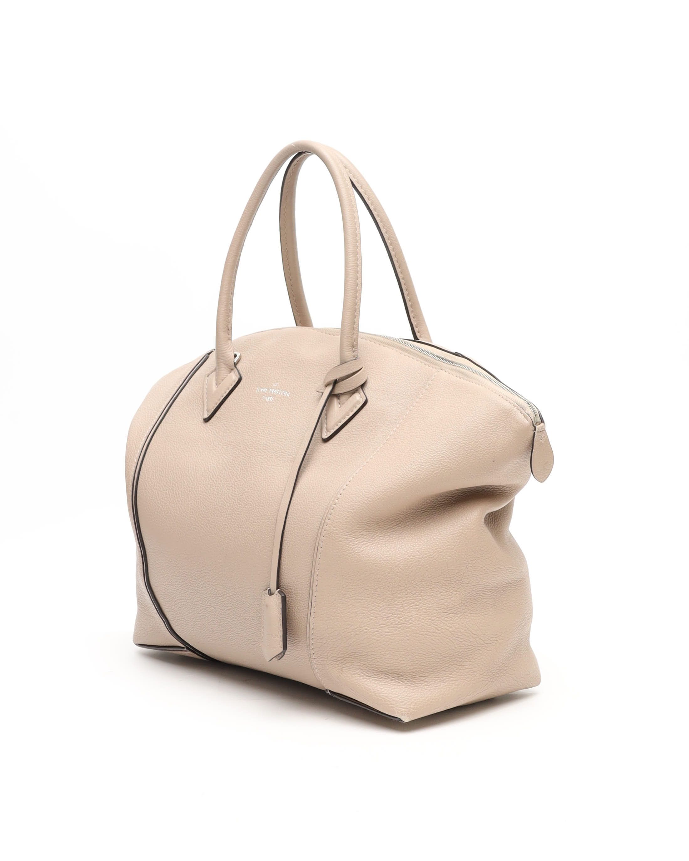 Pre-owned Louis Vuitton Taurillon Soft Lockit Mm Bag In Sand