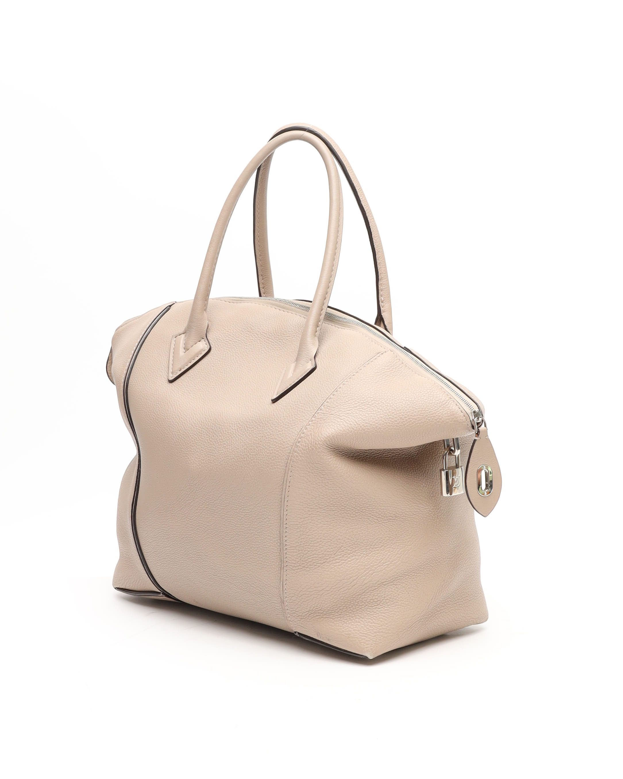 Pre-owned Louis Vuitton Taurillon Soft Lockit Mm Bag In Sand
