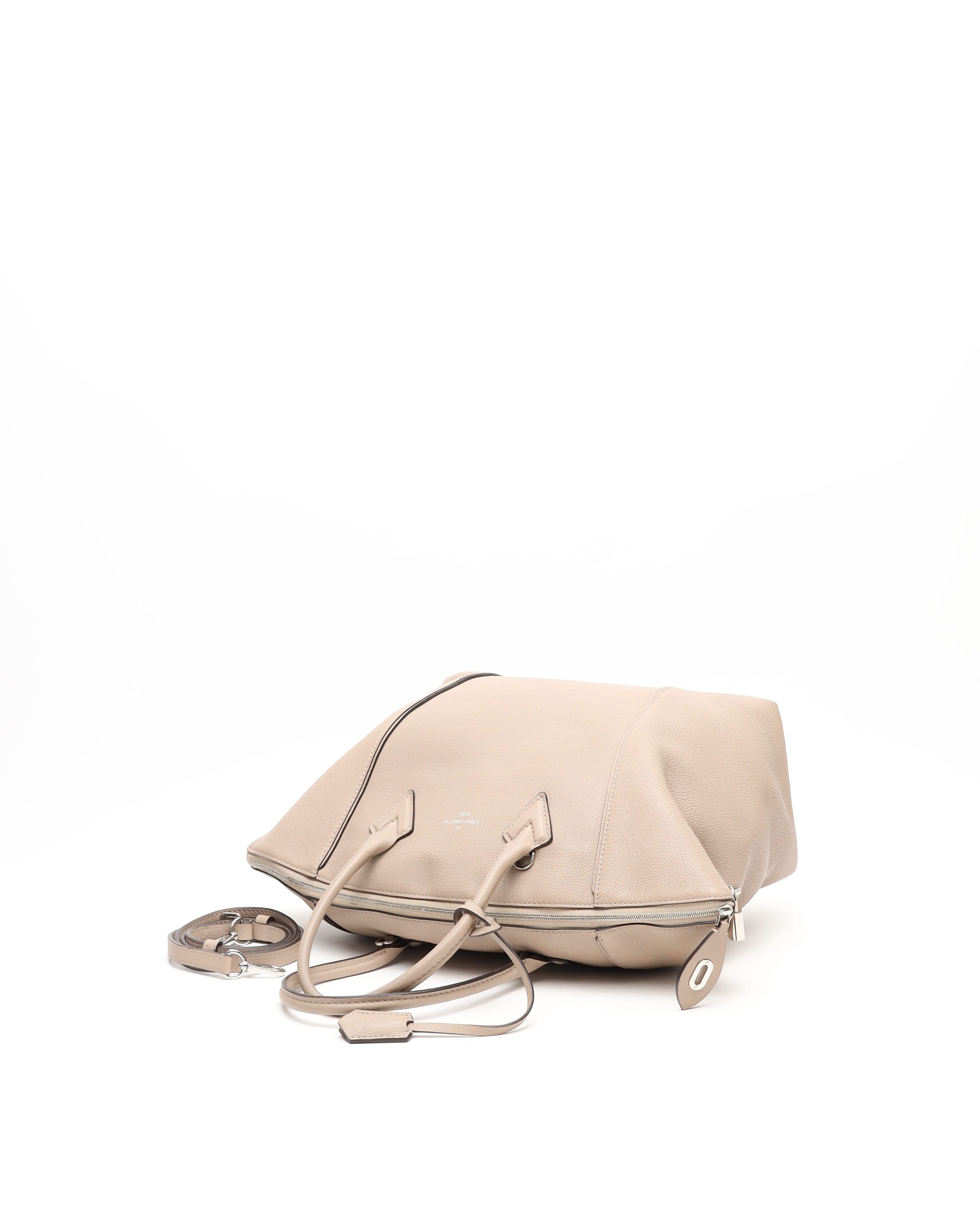 Pre-owned Louis Vuitton Taurillon Soft Lockit Mm Bag In Sand