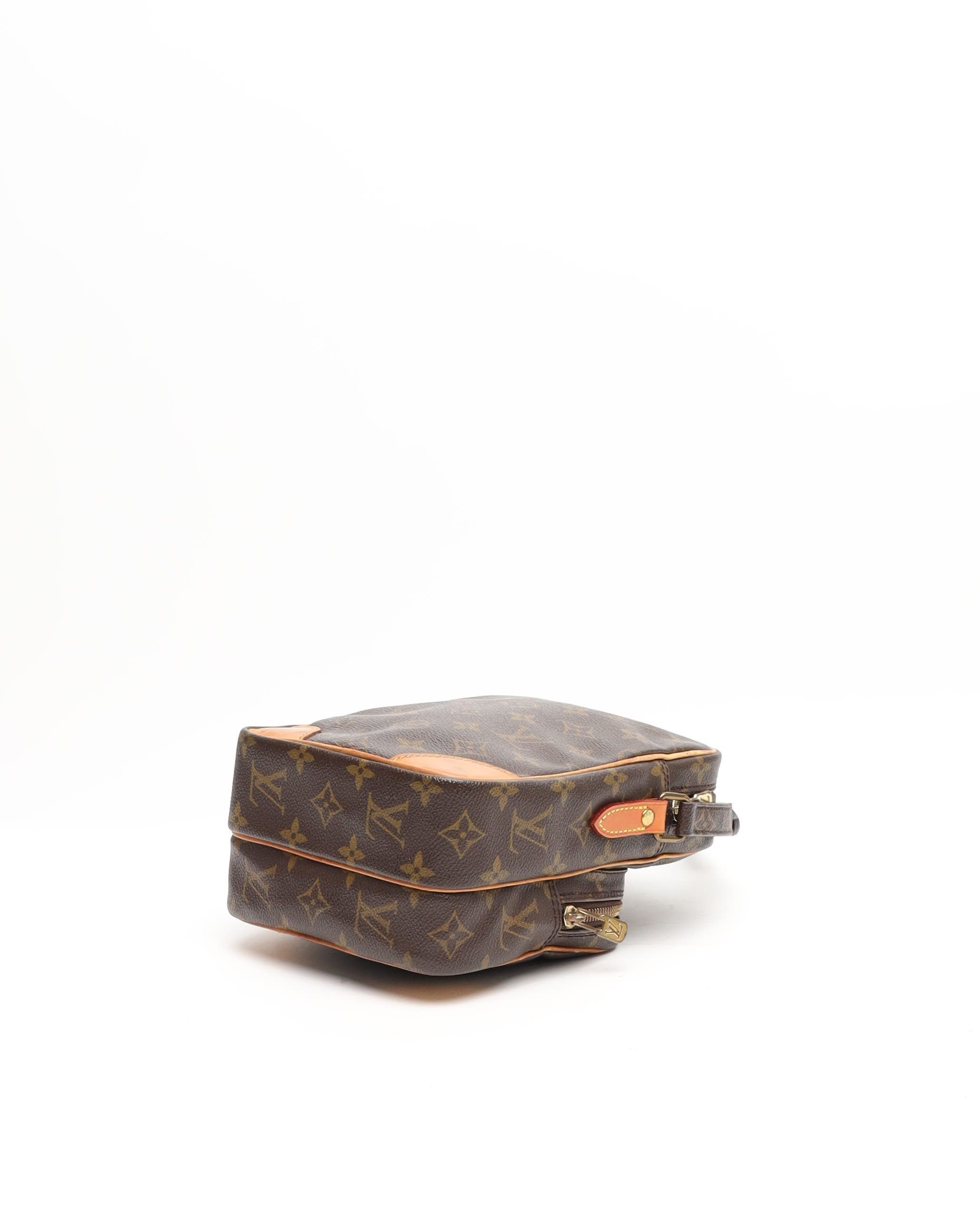 Pre-owned Louis Vuitton Monogram Amazon Bag In Brown