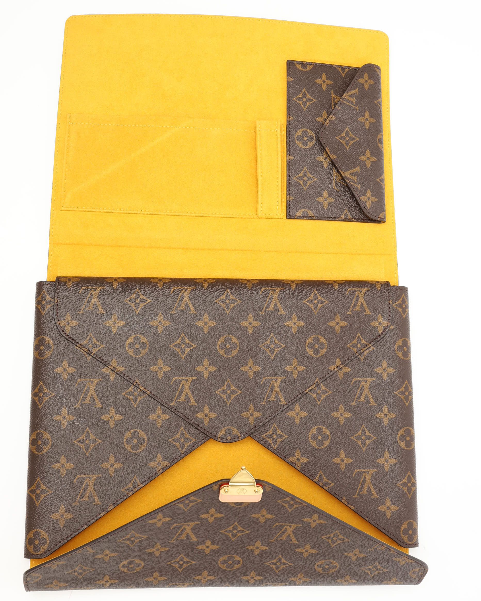 Pre-owned Louis Vuitton Monogram Mark Folder In Brown