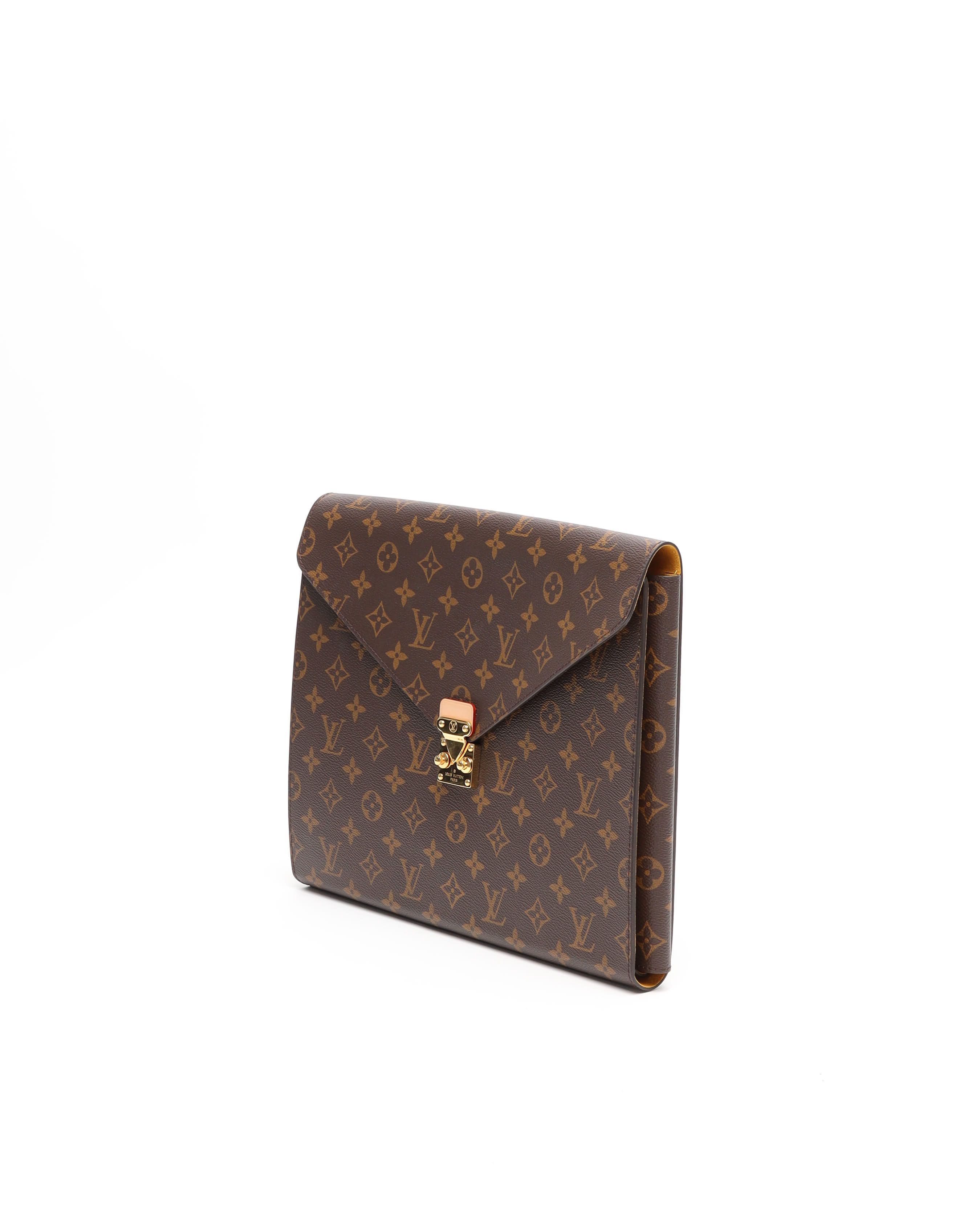 Pre-owned Louis Vuitton Monogram Mark Folder In Brown
