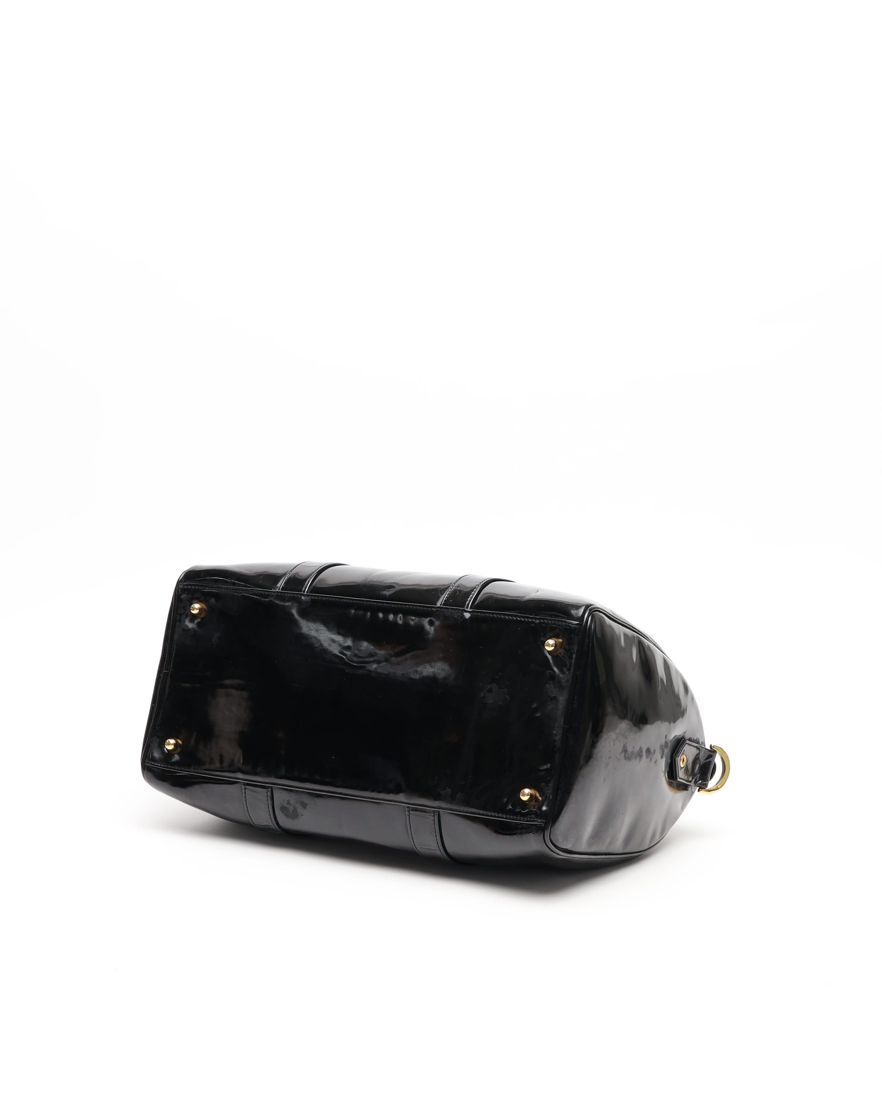 Pre-owned Chanel Cc Patent Weekend Bag