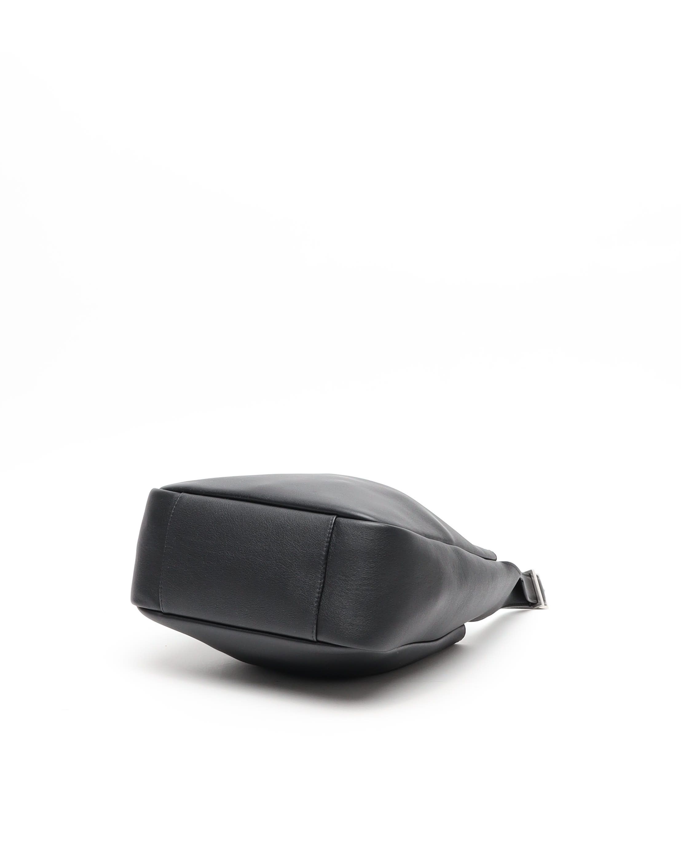 Saint Laurent Small Le 5 À 7 Supple Bag