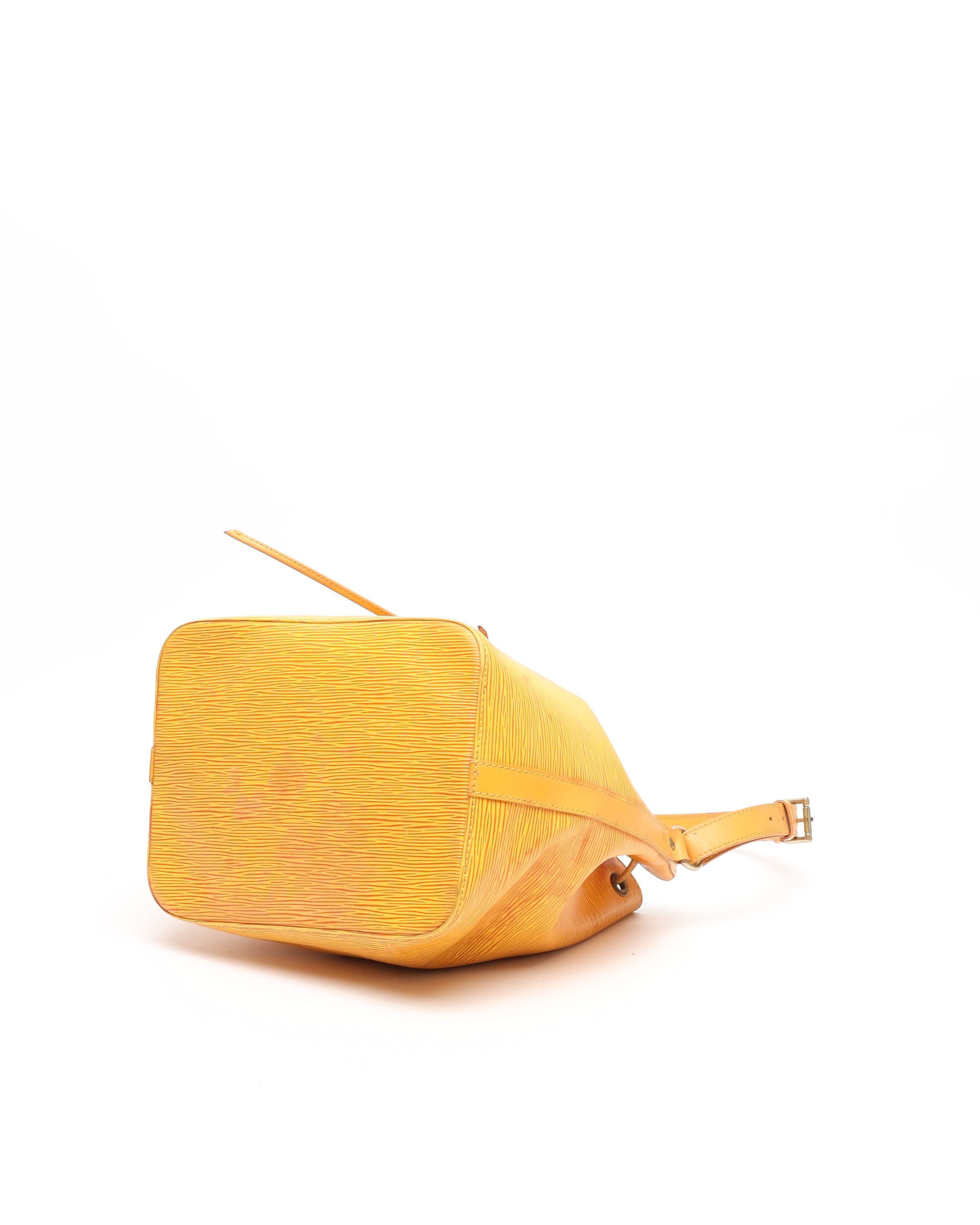 Pre-owned Louis Vuitton Epi Petit Noé Bag