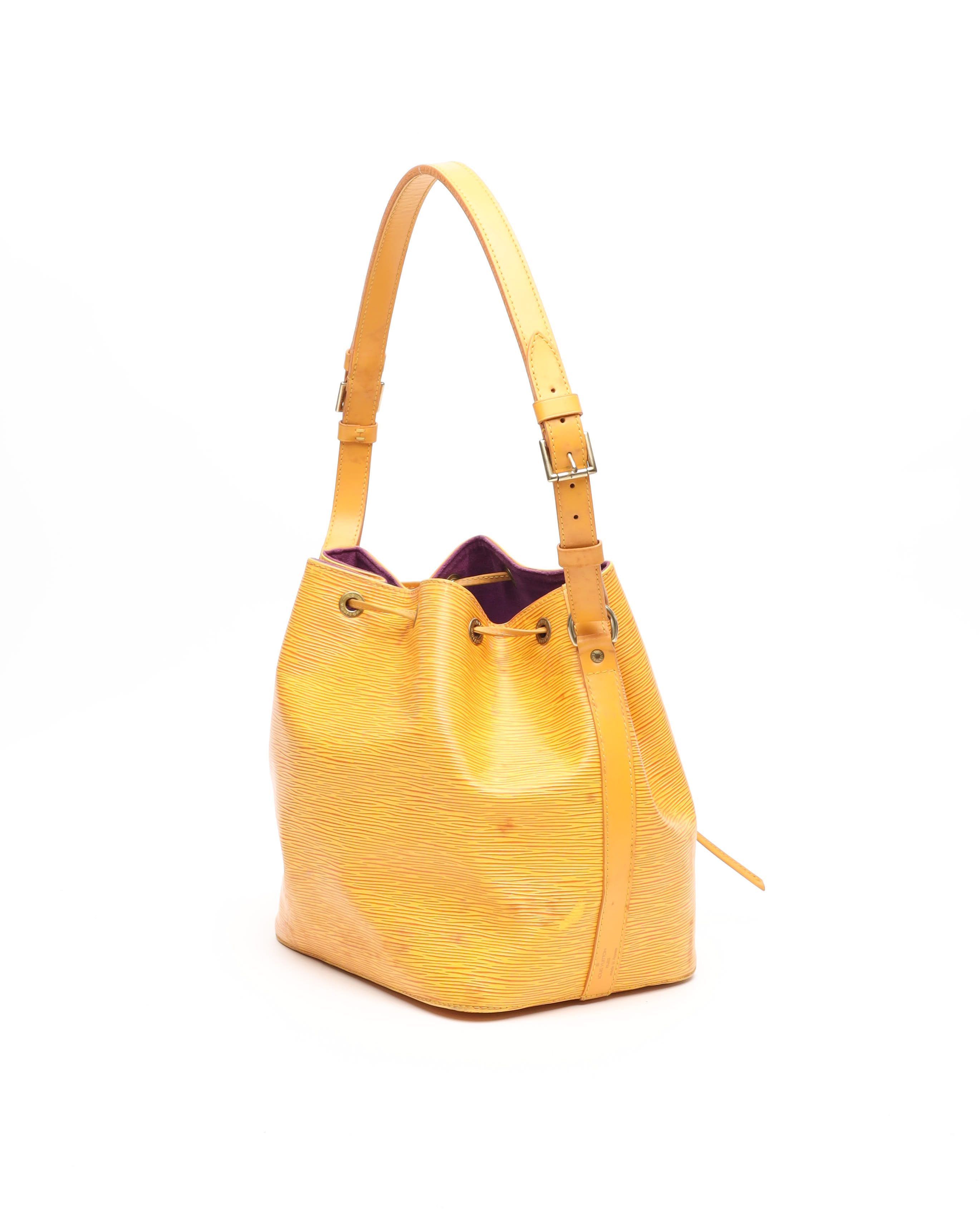 Pre-owned Louis Vuitton Epi Petit Noé Bag
