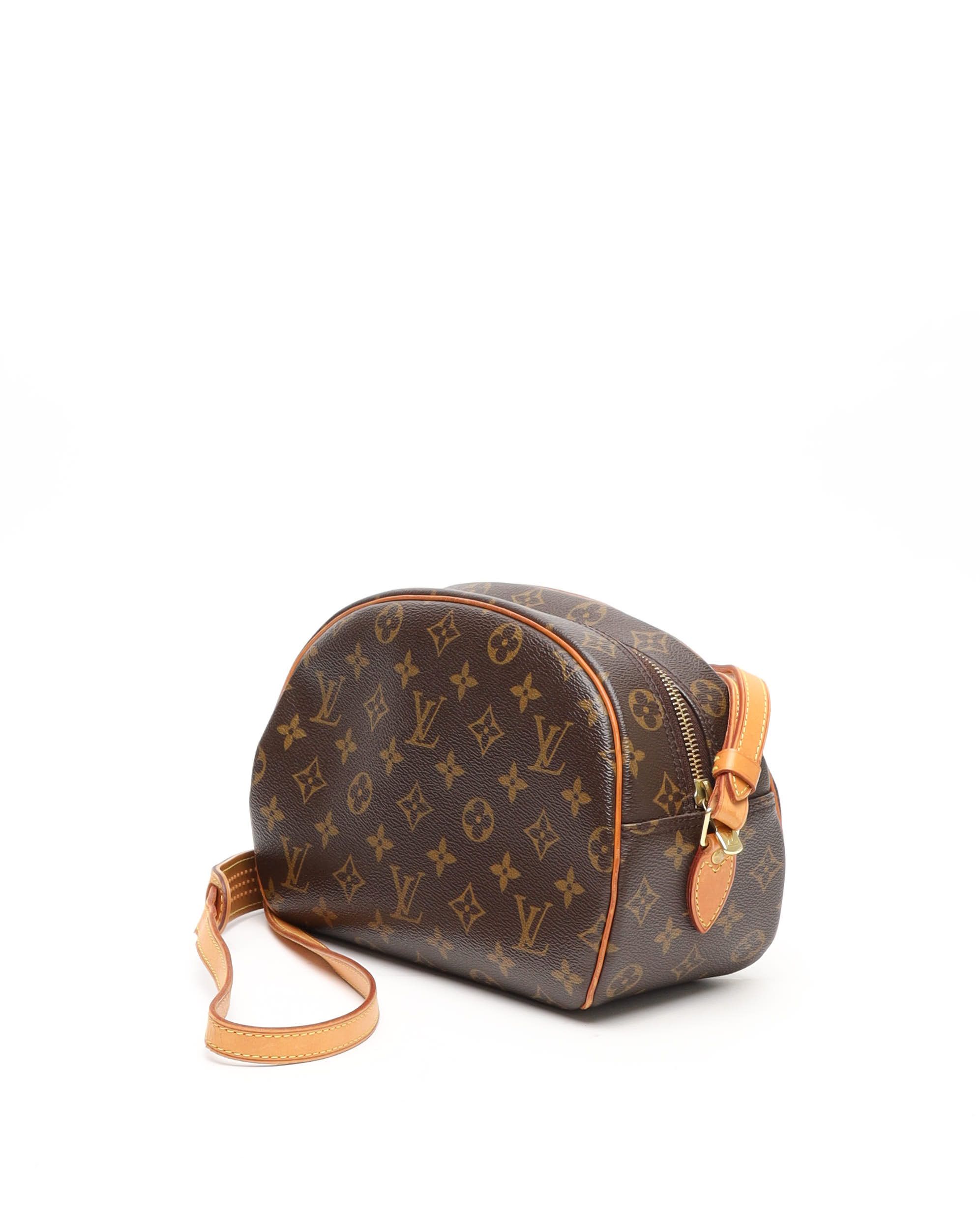 Pre-owned Louis Vuitton Monogram Blois Bag In Brown