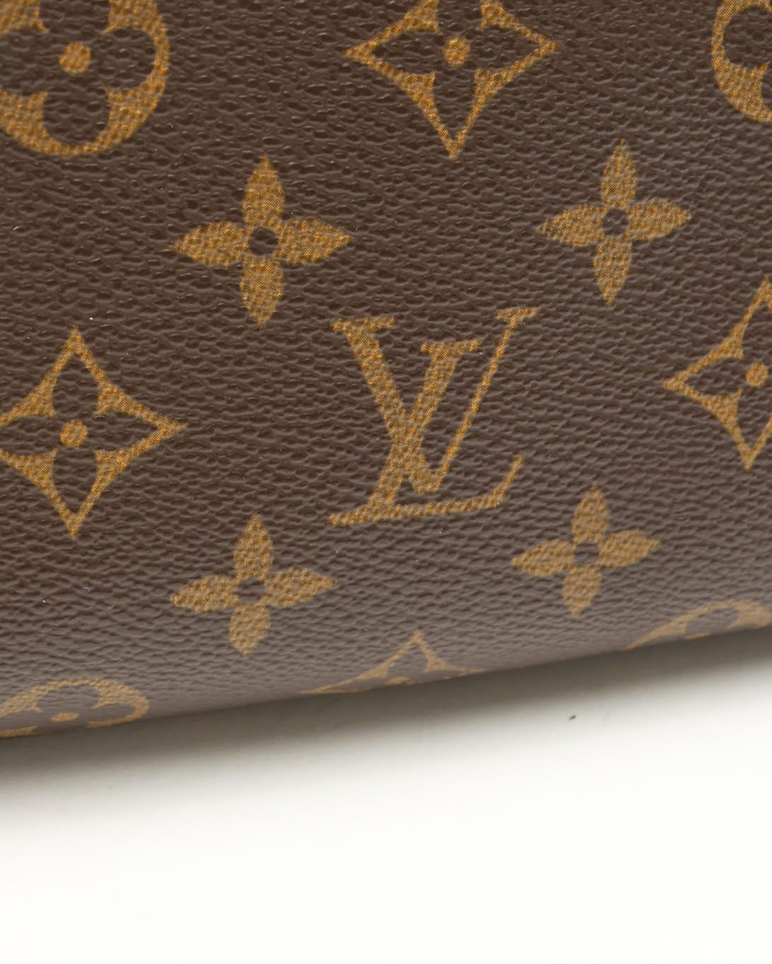 Pre-owned Louis Vuitton Monogram Blois Bag In Brown