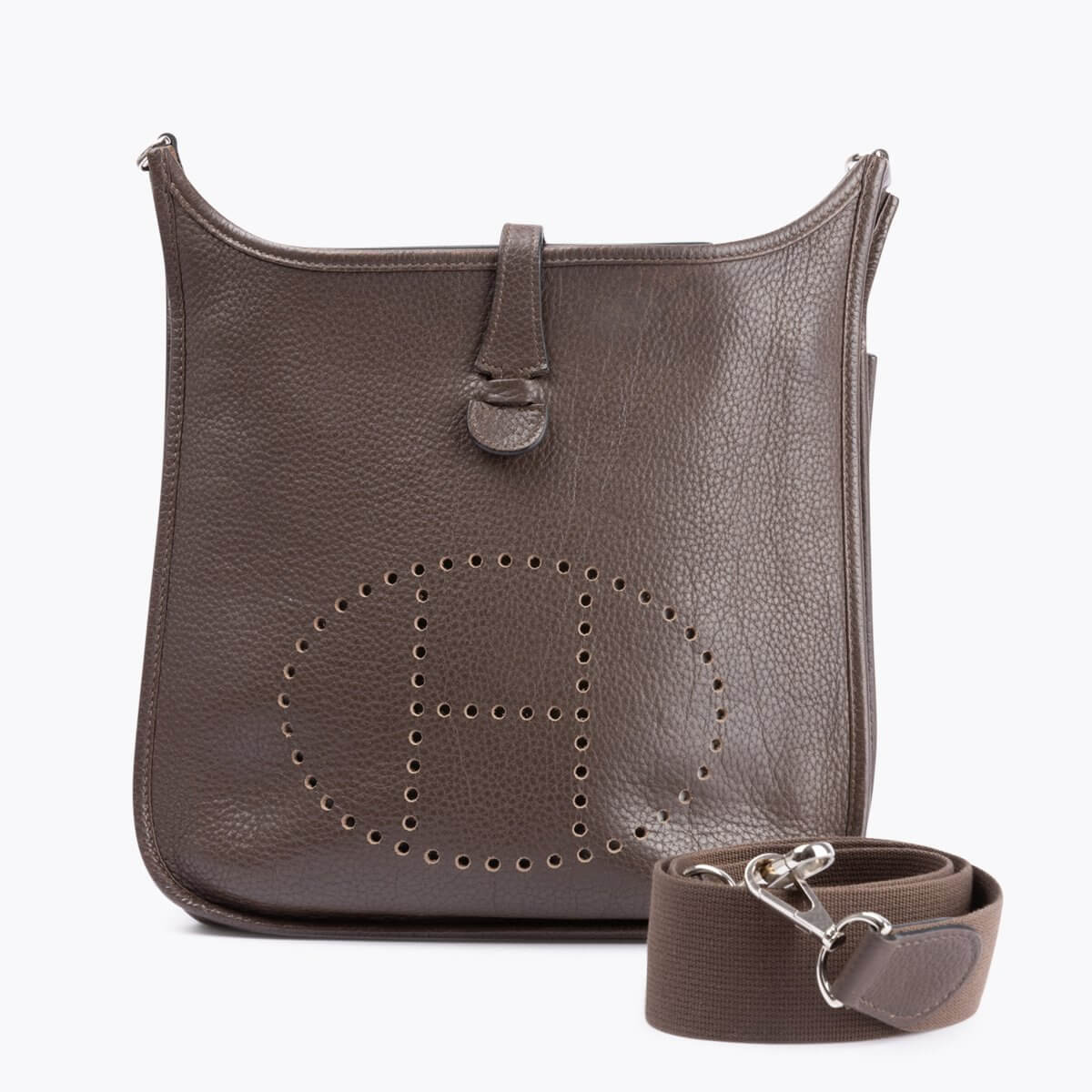 HERMÈS Evelyn II PM Taurillon Clemence Bag