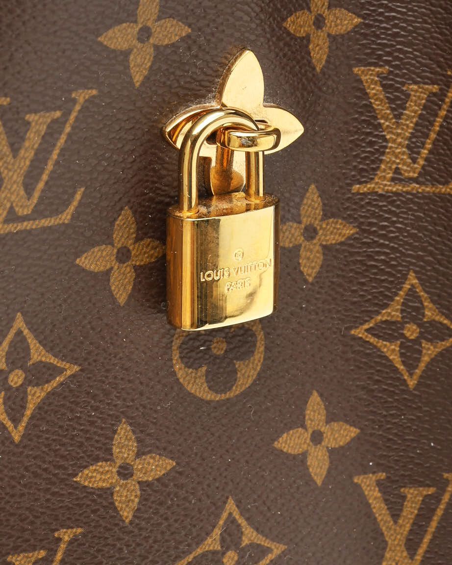 Pre-owned Louis Vuitton Monogram Flower Hobo Bag