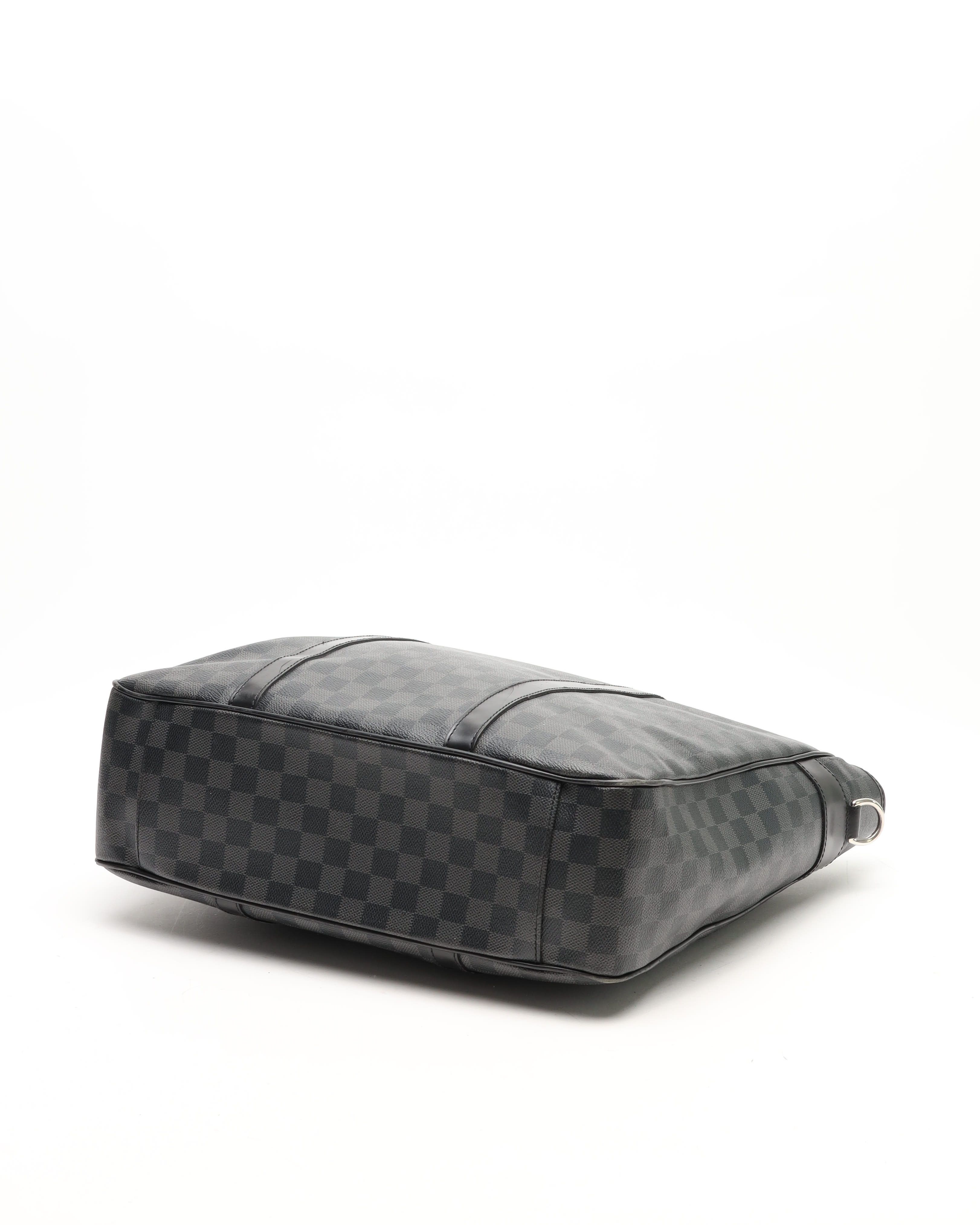 Pre-owned Louis Vuitton Damier Graphite Tadao Bag