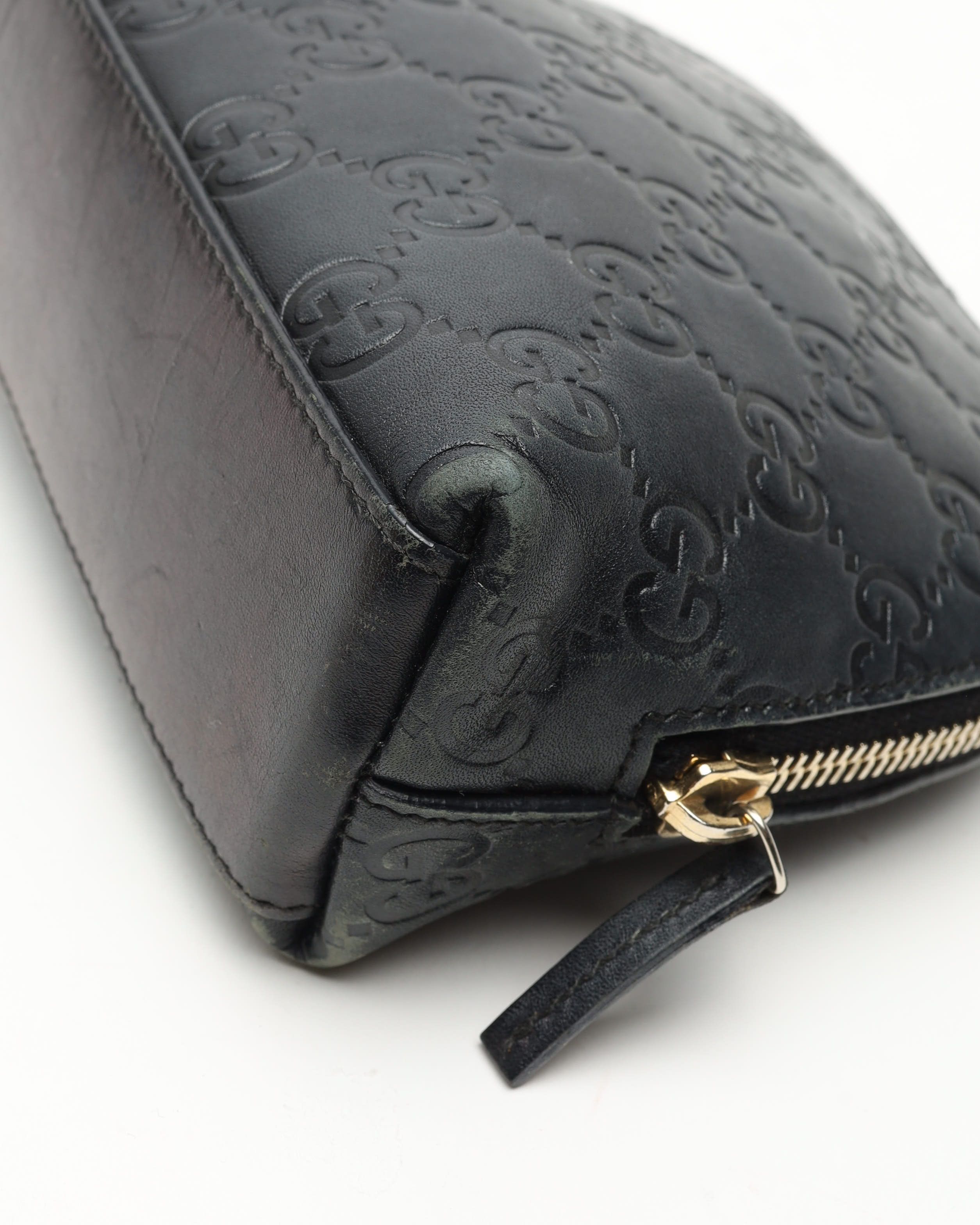 Gucci Leather Pouch In Black