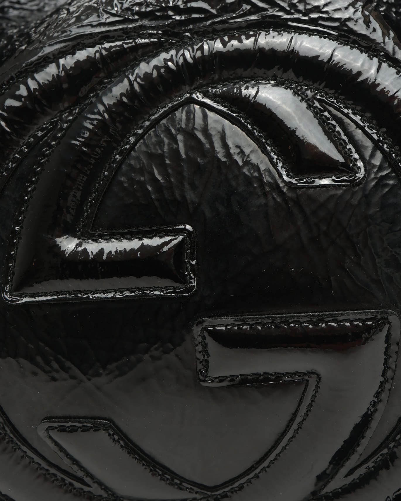 Gucci Patent Shearling Gg Soho Tote Bag