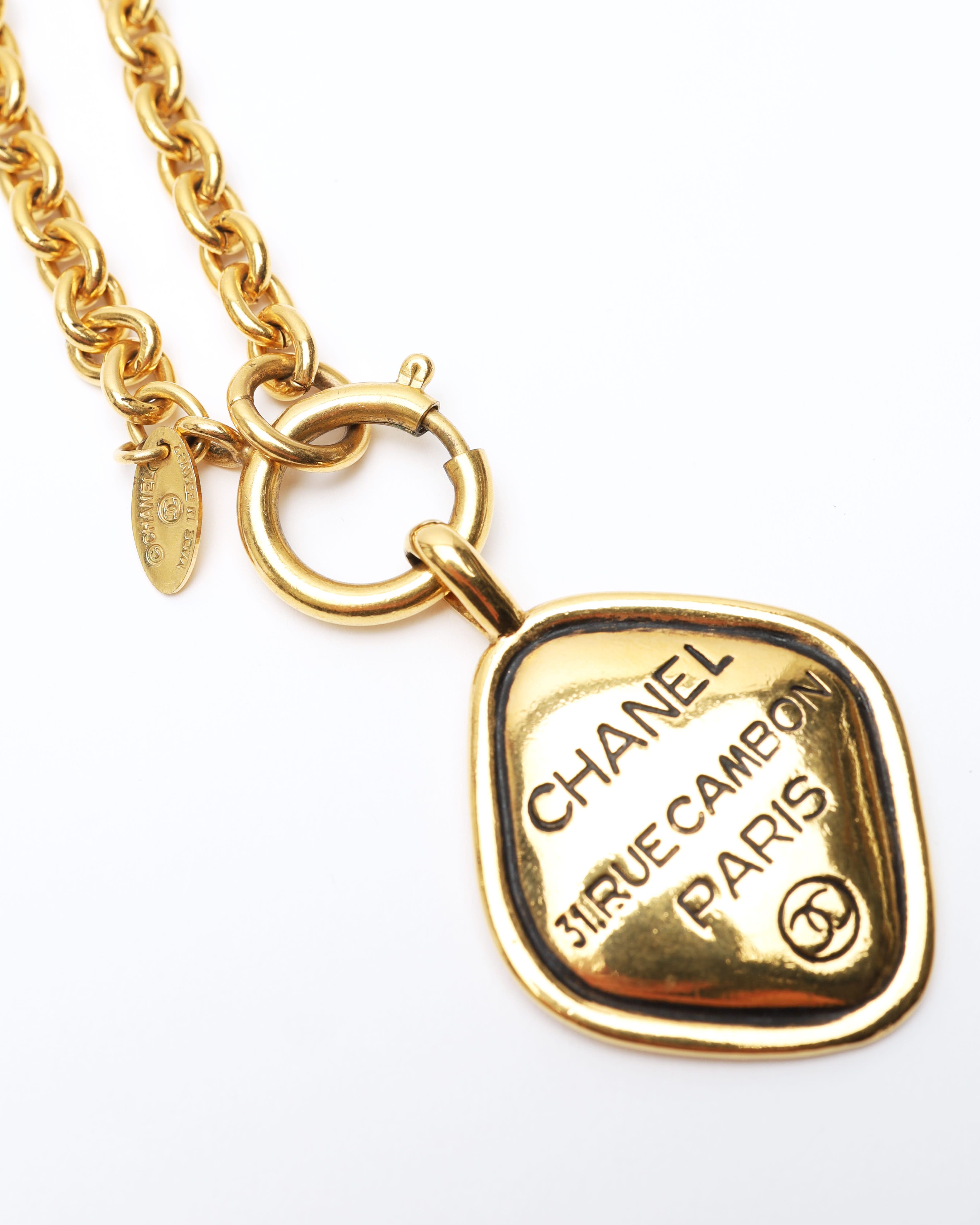 Pre-owned Chanel 31 Rue Cambon Gold Necklace
