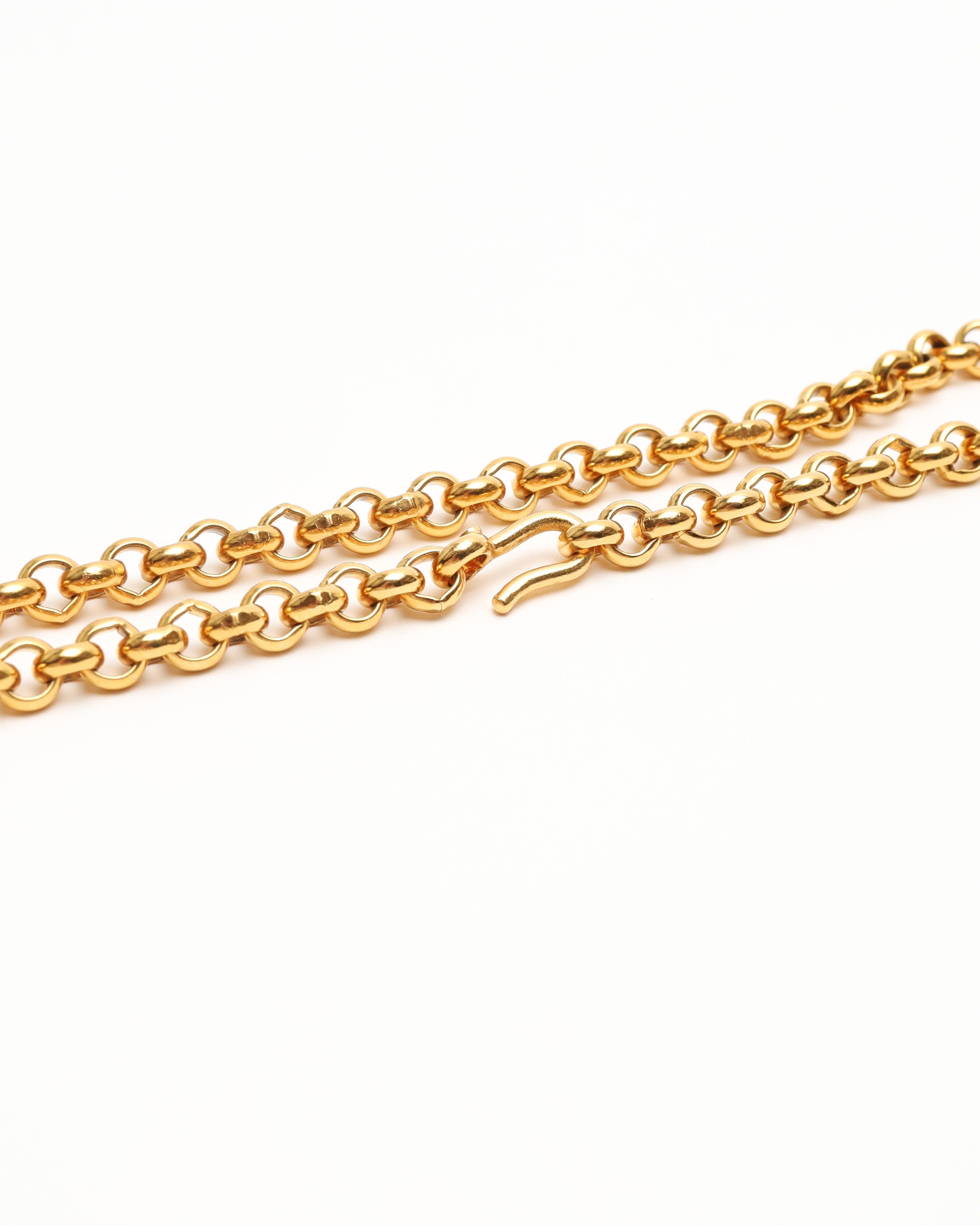 Pre-owned Chanel Gold Charm Necklace