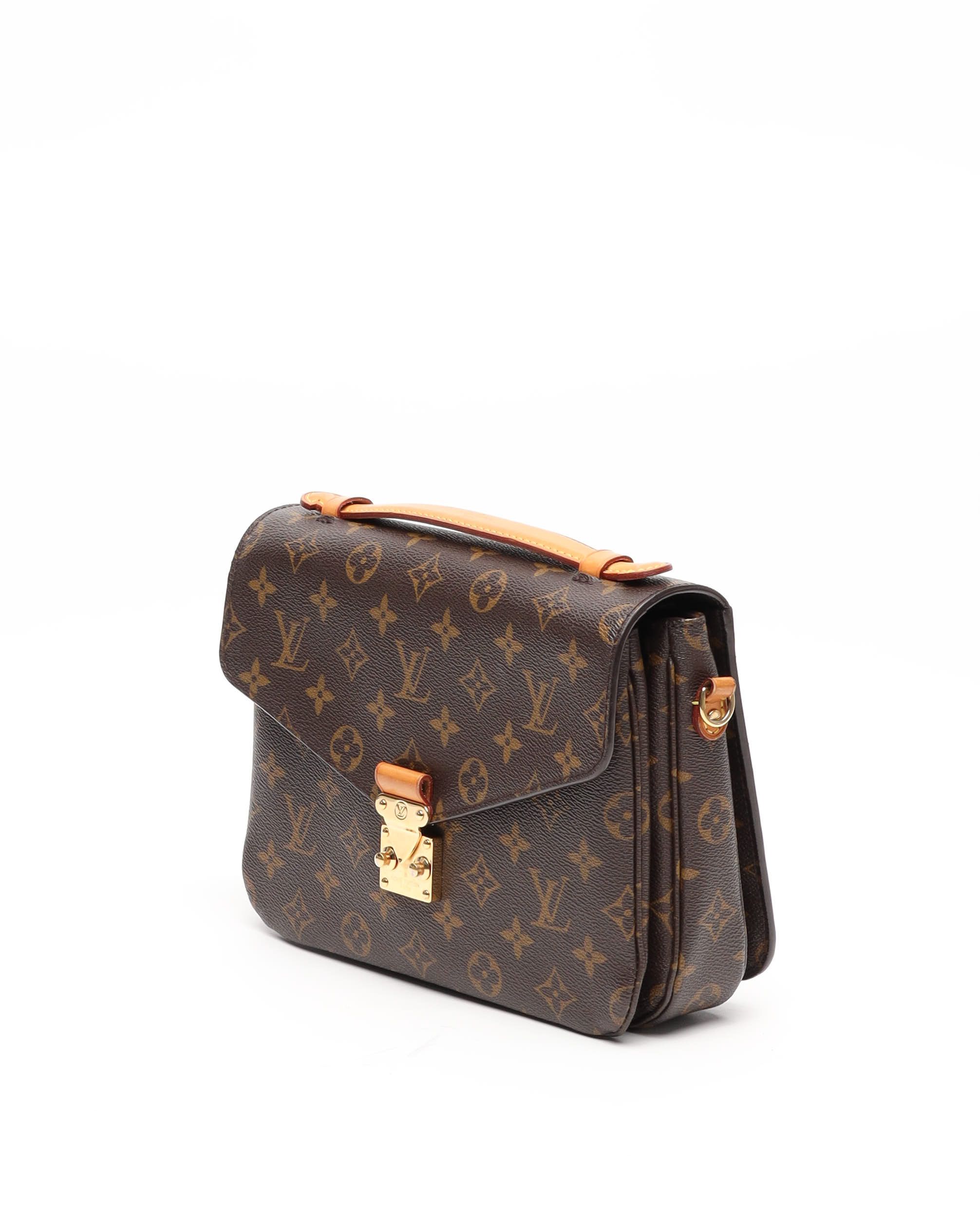 Pre-owned Louis Vuitton Monogram Pochette Metis Bag