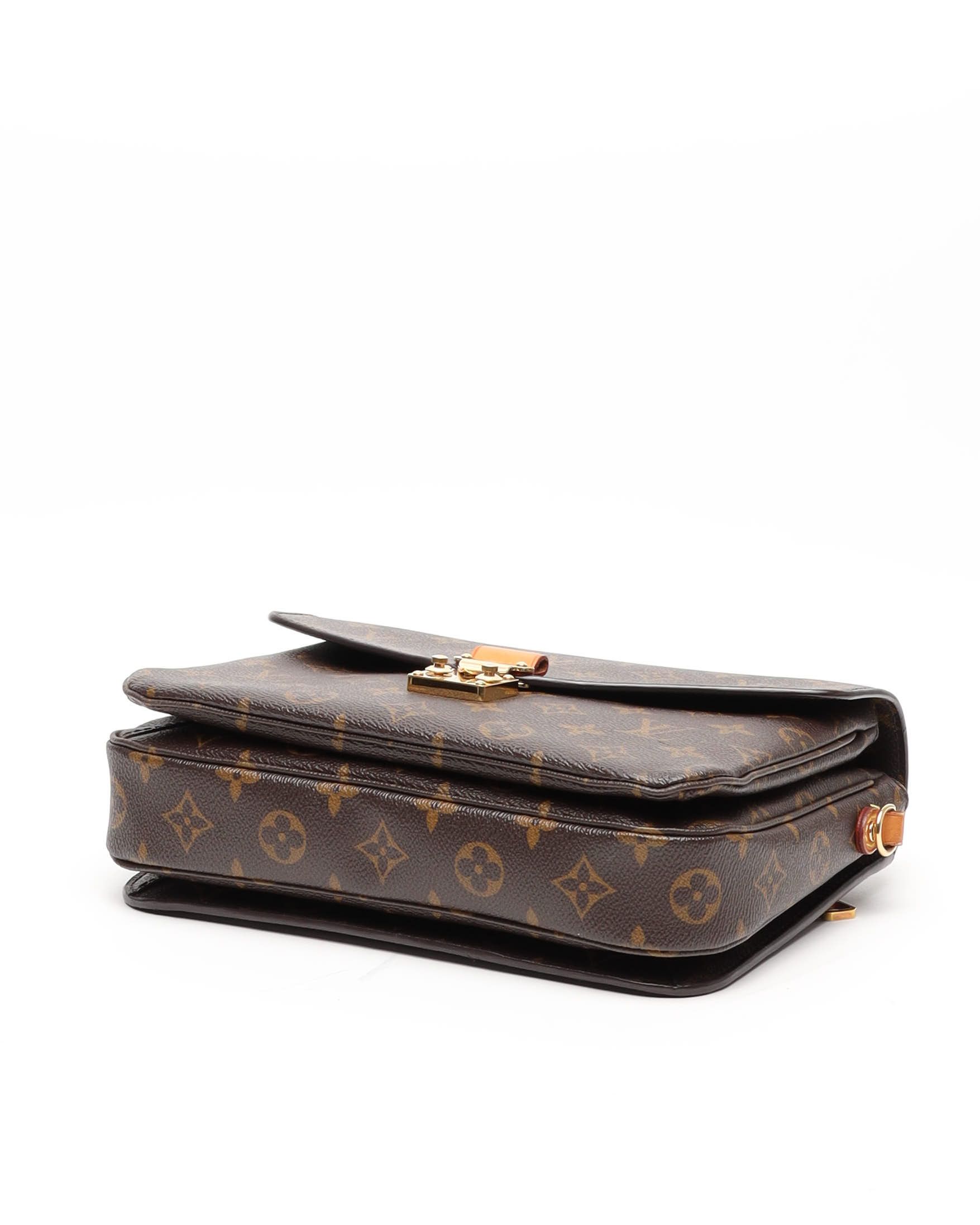 Pre-owned Louis Vuitton Monogram Pochette Metis Bag