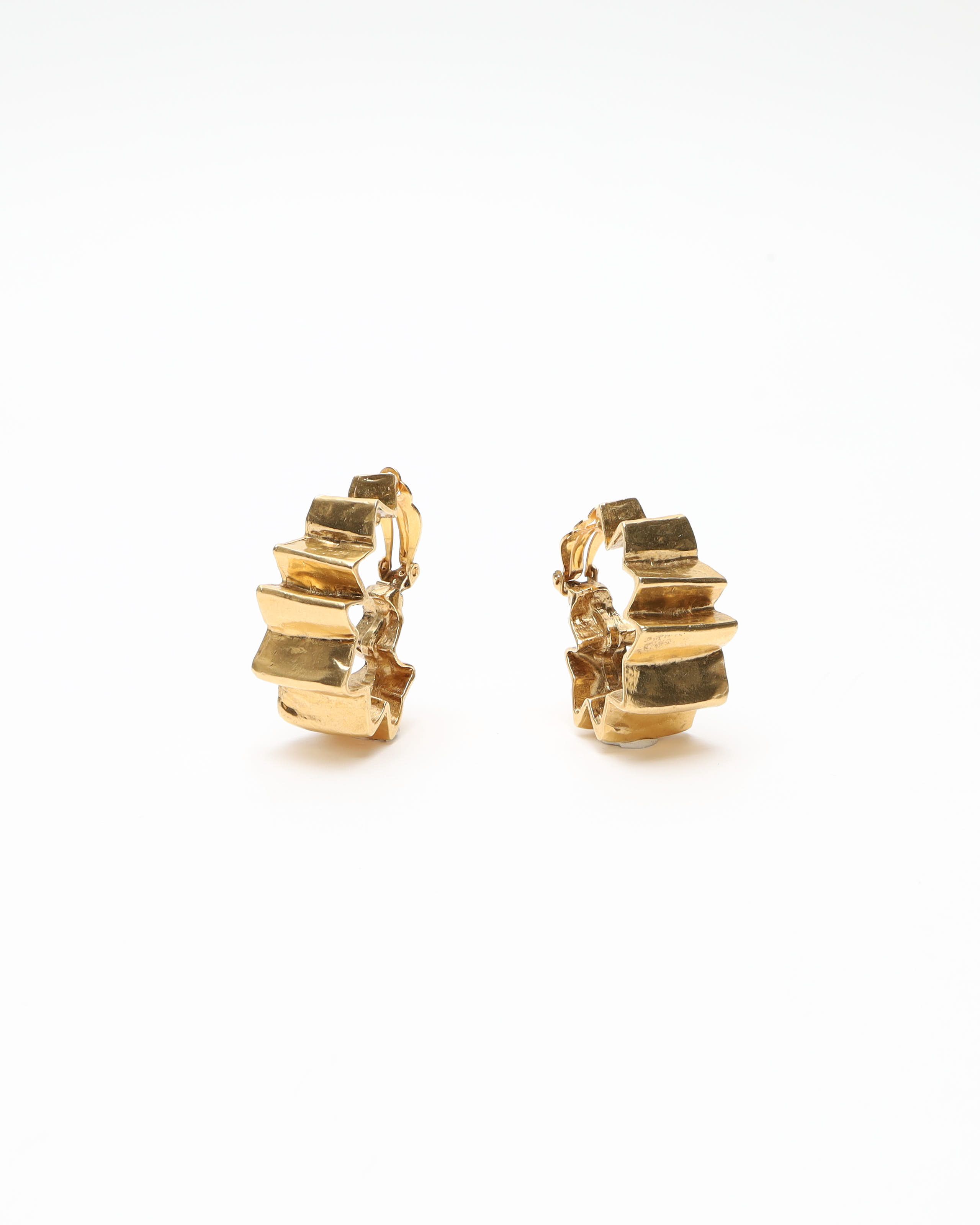 Saint Laurent Vintage Clip-on Earrings In Gold
