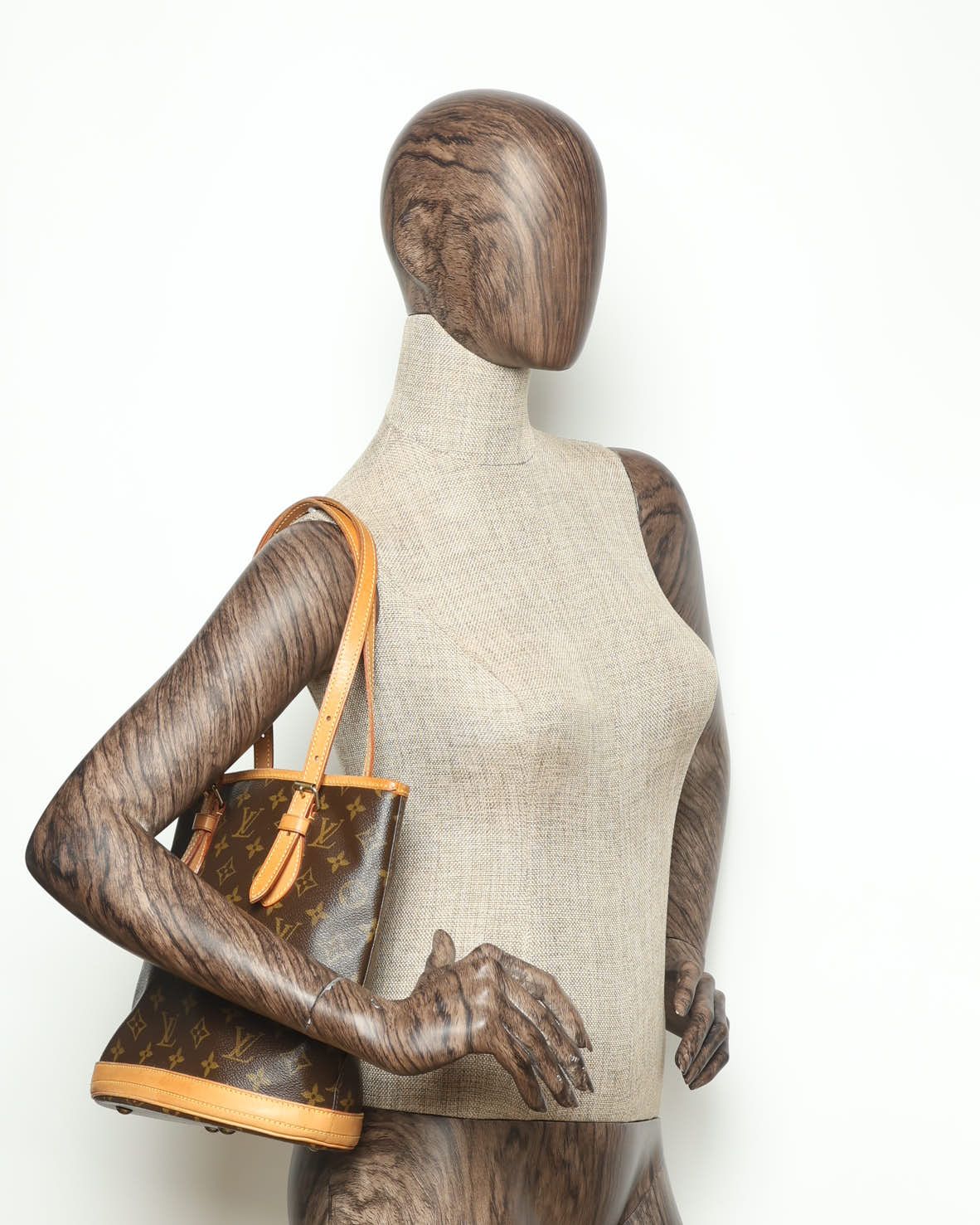 Pre-owned Louis Vuitton Monogram Bucket Pm Bag