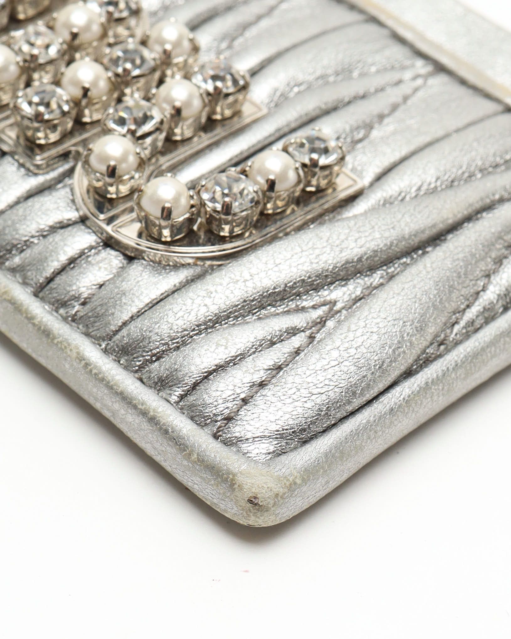 Miu Miu Leather Card Holder In Gray