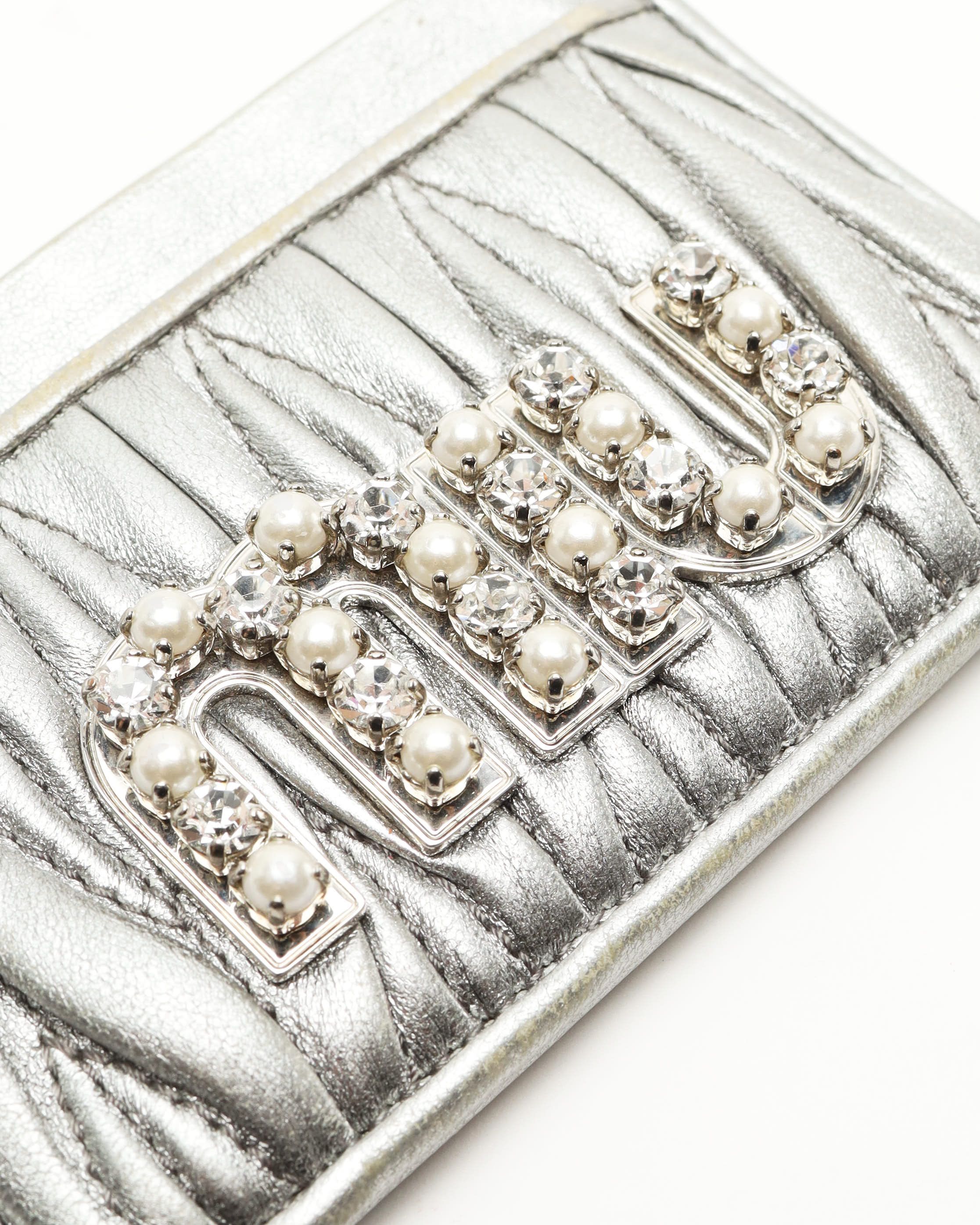 Miu Miu Leather Card Holder In Gray