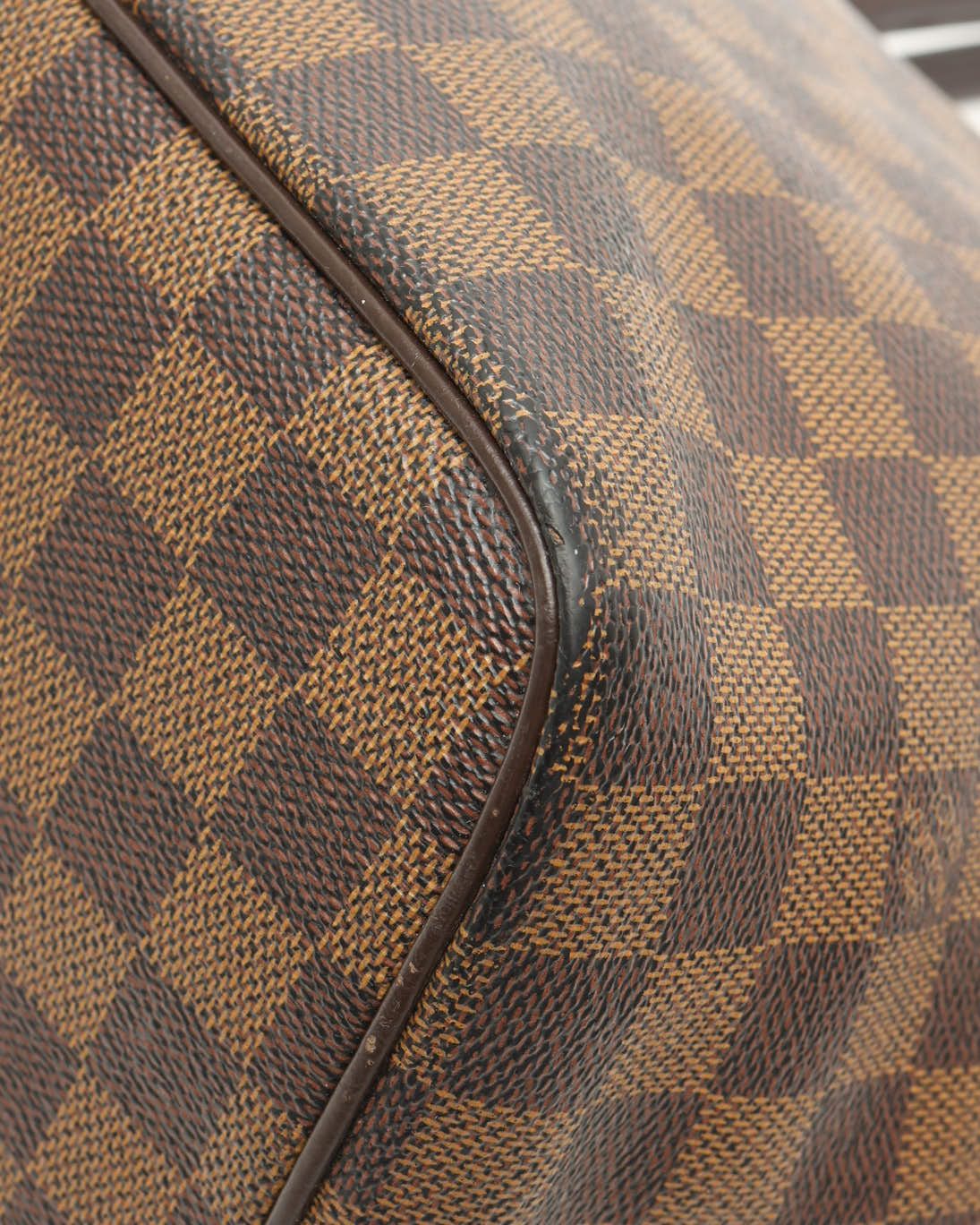 Pre-owned Louis Vuitton Damier Saleya Mm Bag