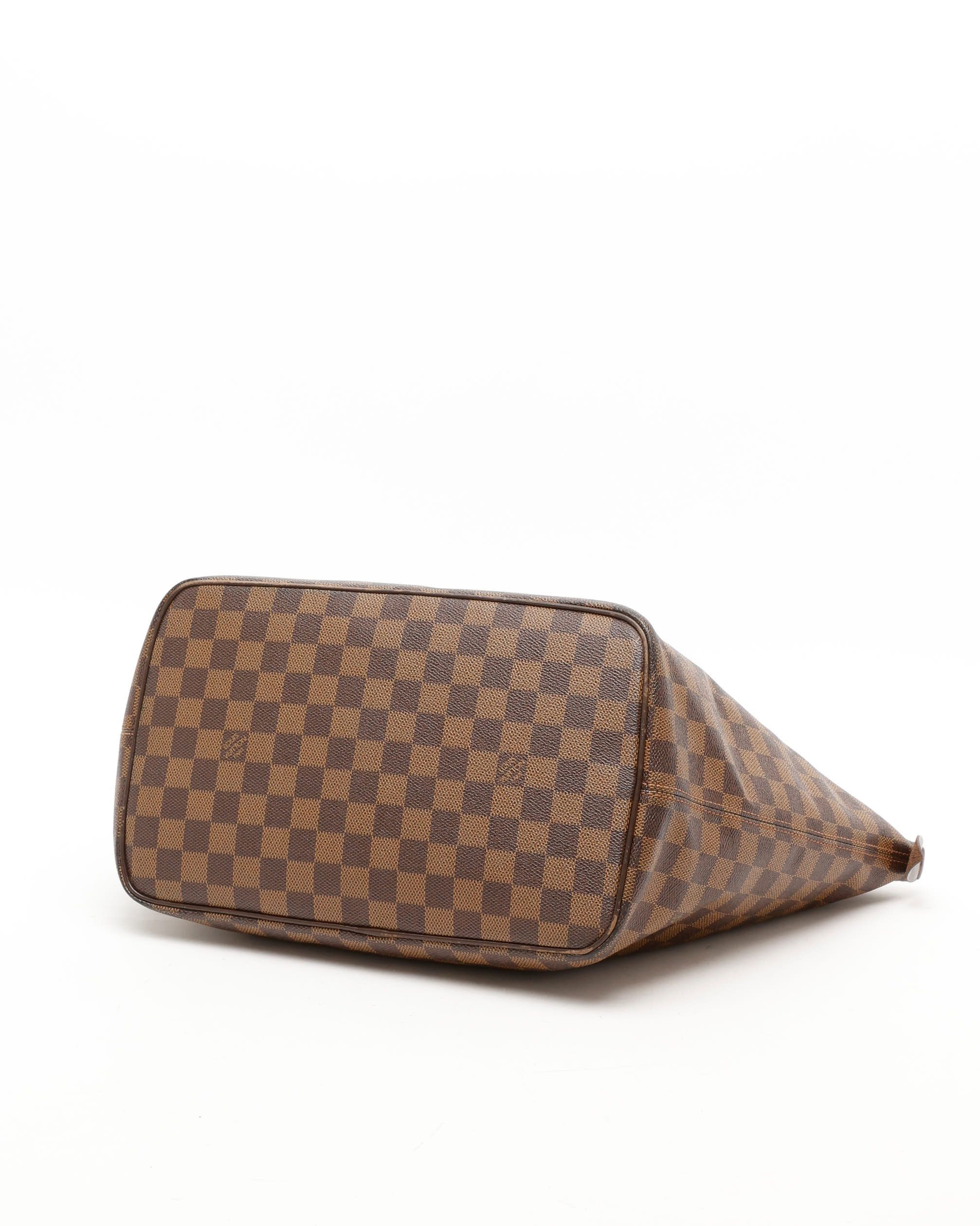 Pre-owned Louis Vuitton Damier Saleya Mm Bag