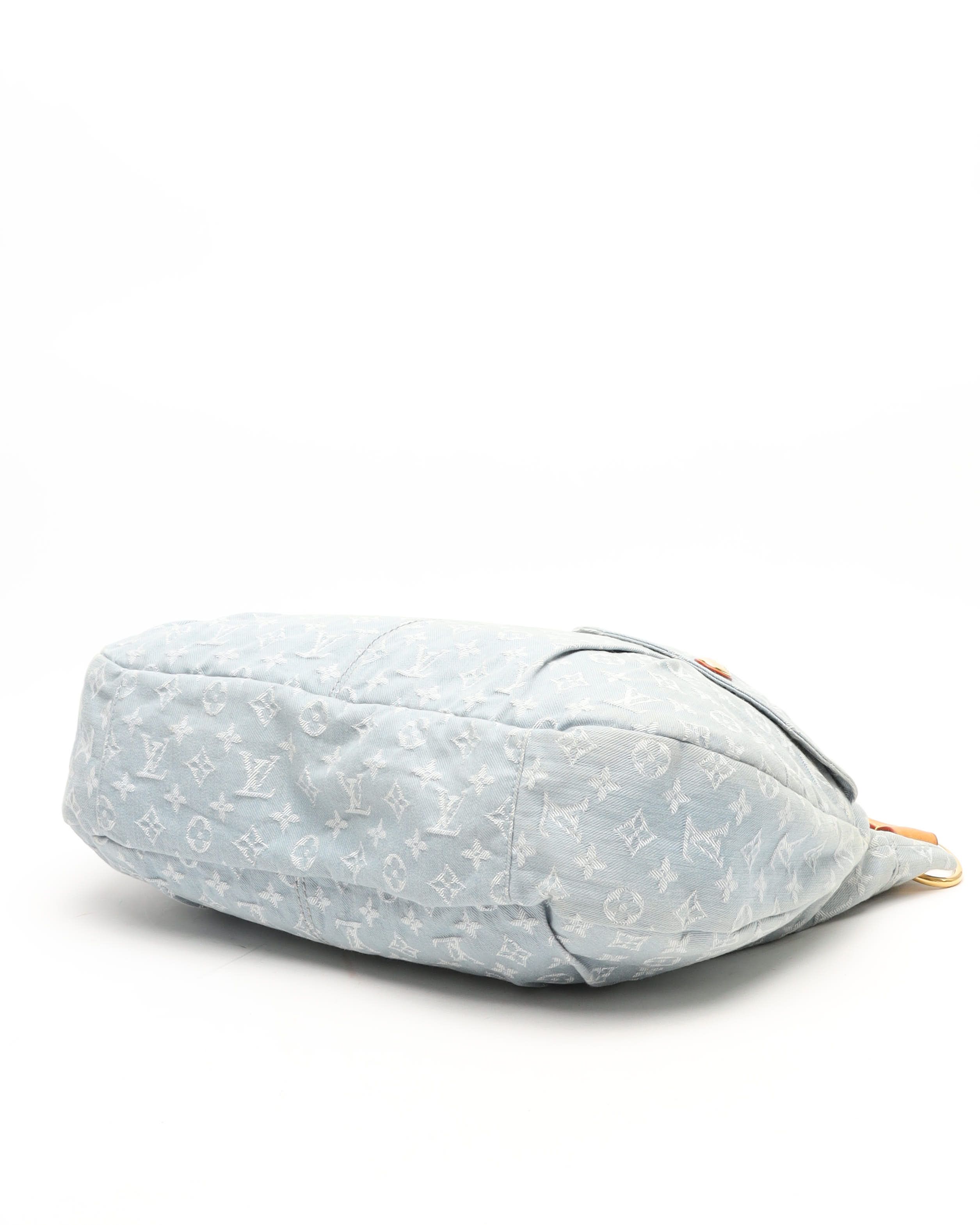 Pre-owned Louis Vuitton Monogram Denim Daily Gm Bag