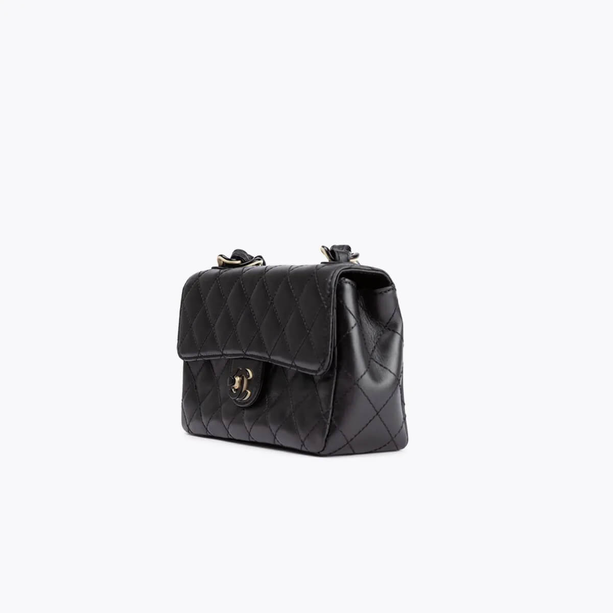 Pre-owned Chanel Matelasse Plastic Chain Flap Bag