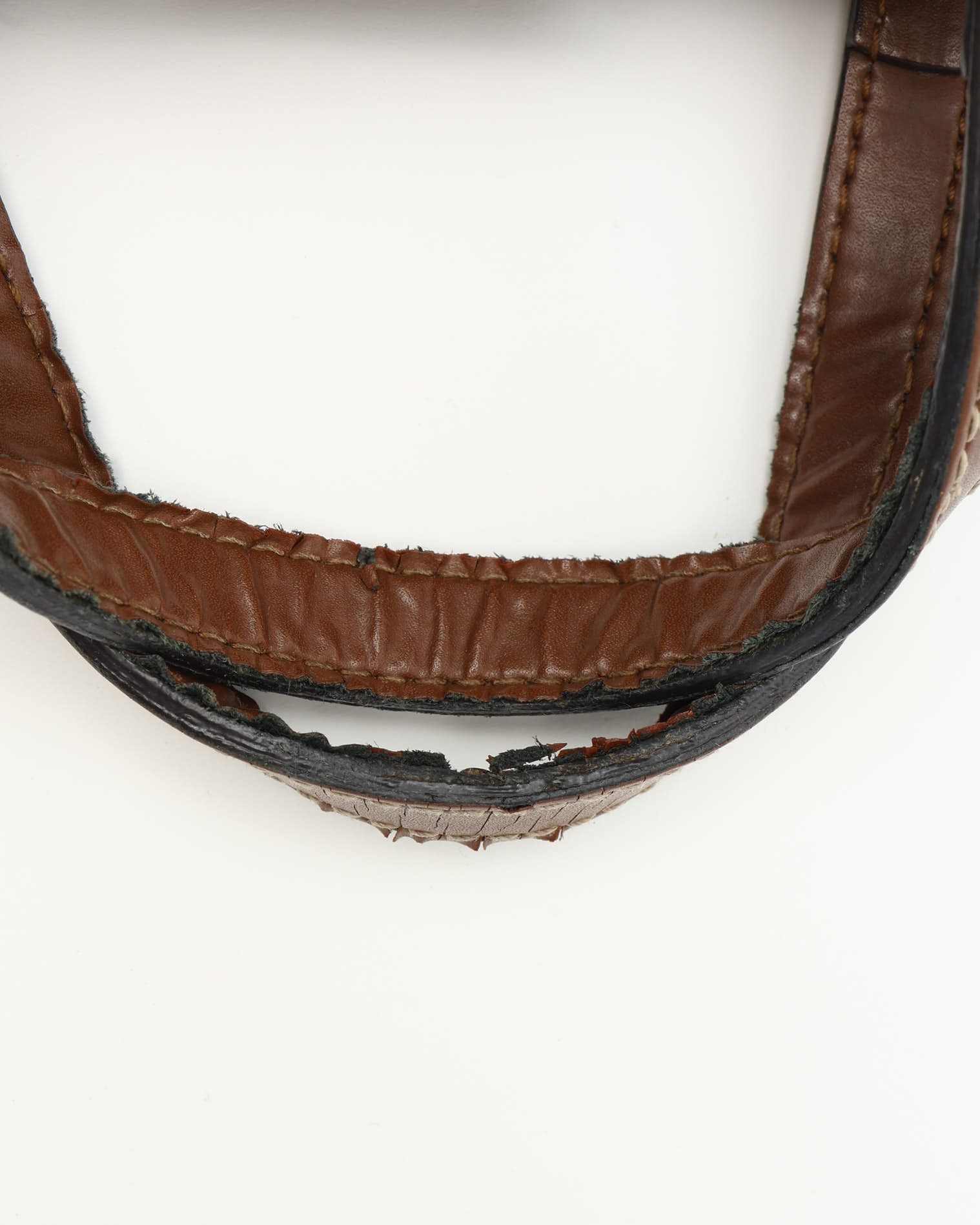 Gucci Gg Supreme Tote Bag In Brown