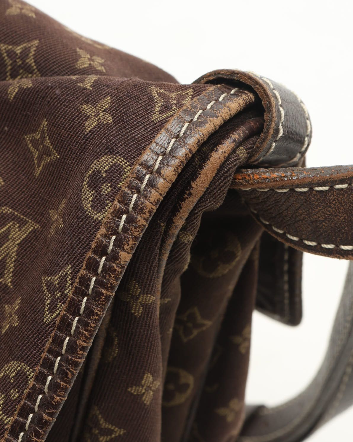 Pre-owned Louis Vuitton Monogram Mini Lin Saumur 30 Bag
