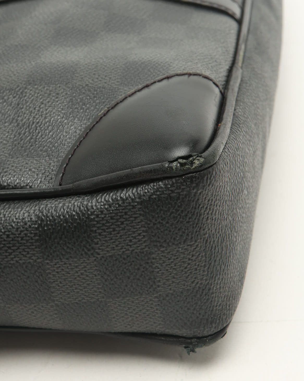 Pre-owned Louis Vuitton Damier Graphite Porte Documents Voyages Bag