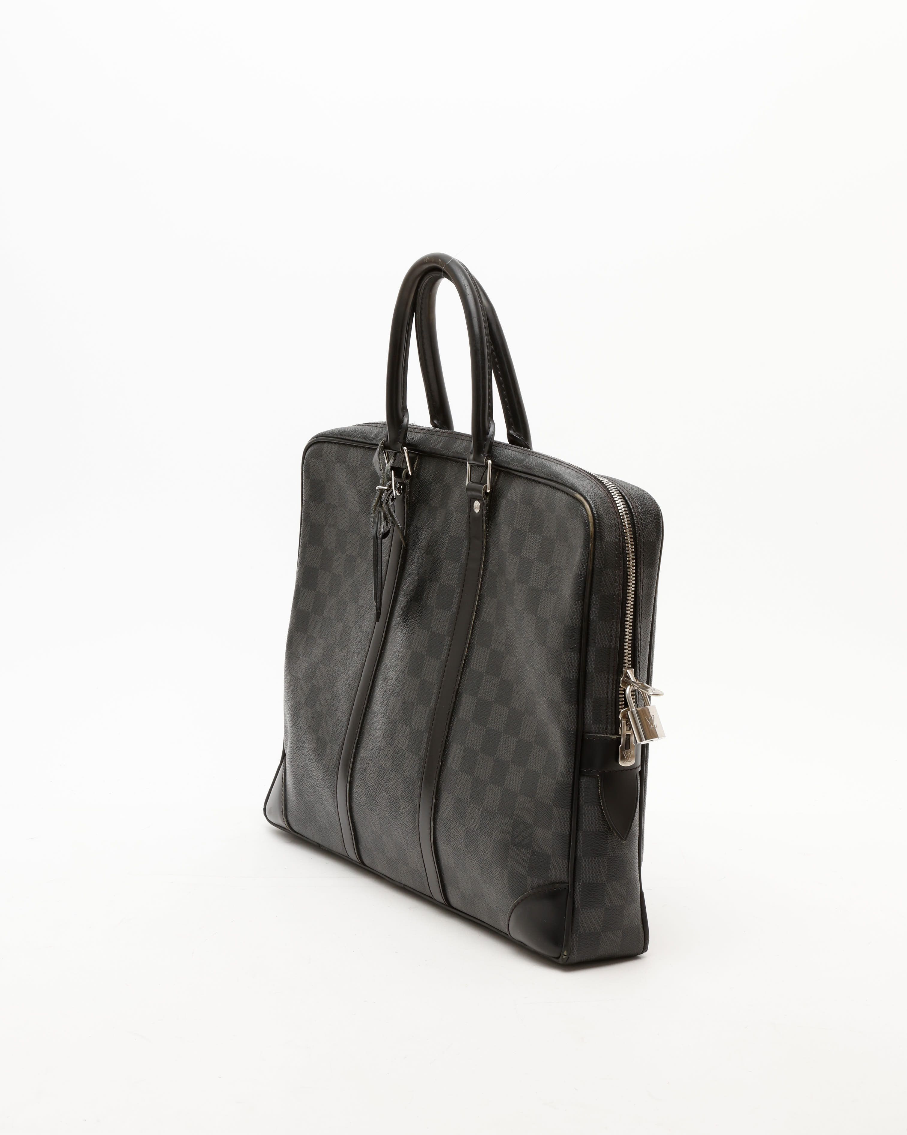 Pre-owned Louis Vuitton Damier Graphite Porte Documents Voyages Bag