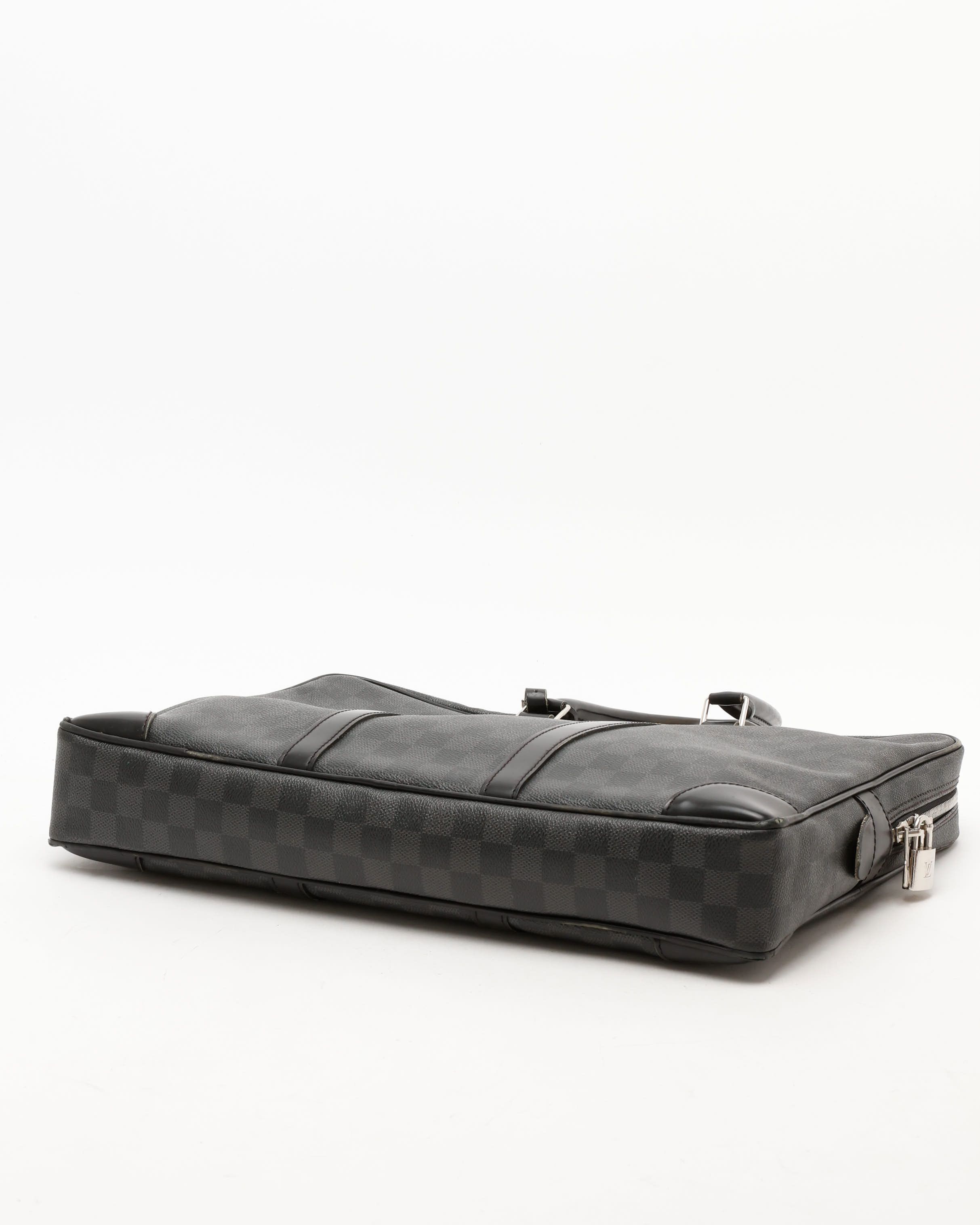 Pre-owned Louis Vuitton Damier Graphite Porte Documents Voyages Bag