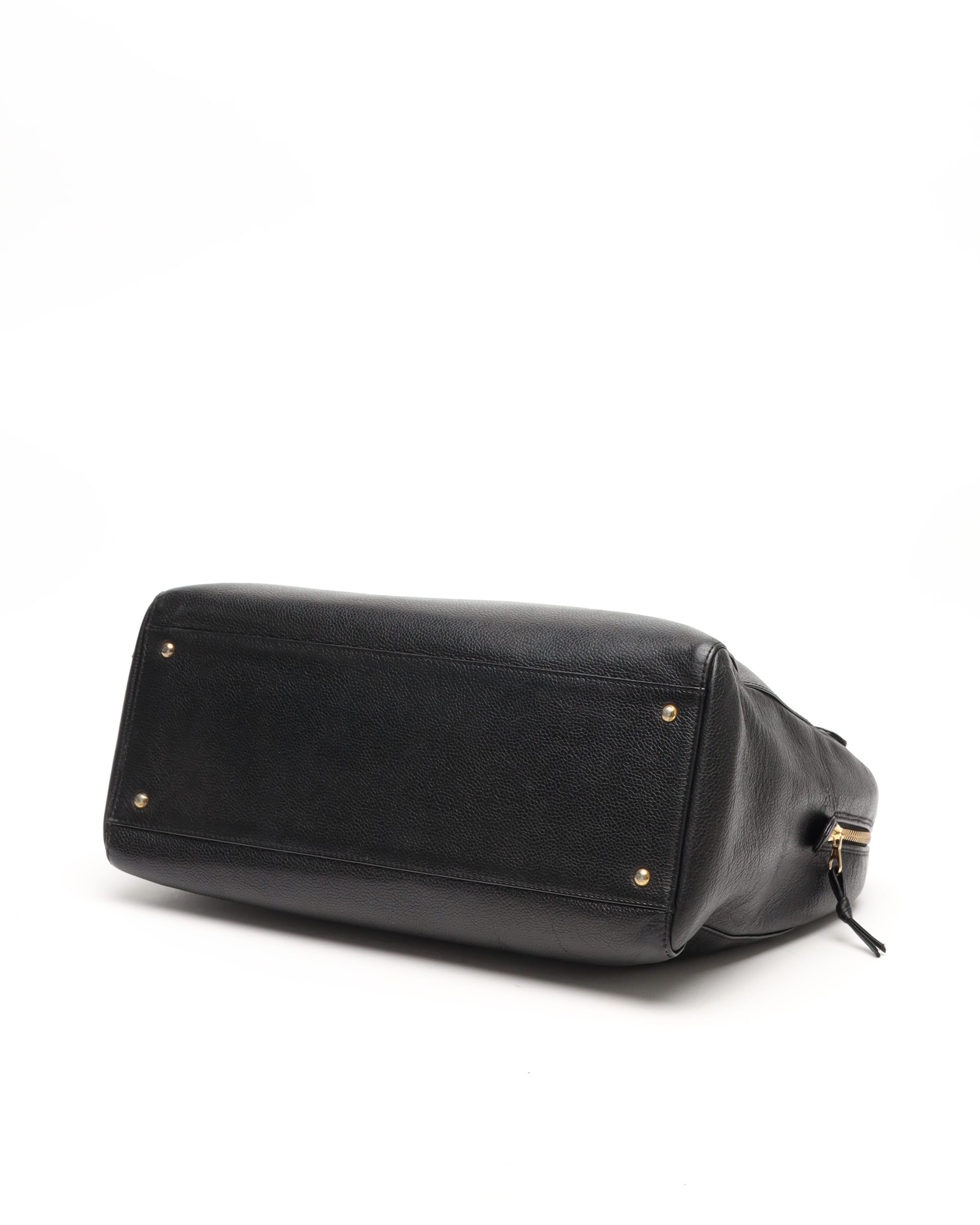 Pre-owned Chanel Cc Caviar Chain Weekend Bag