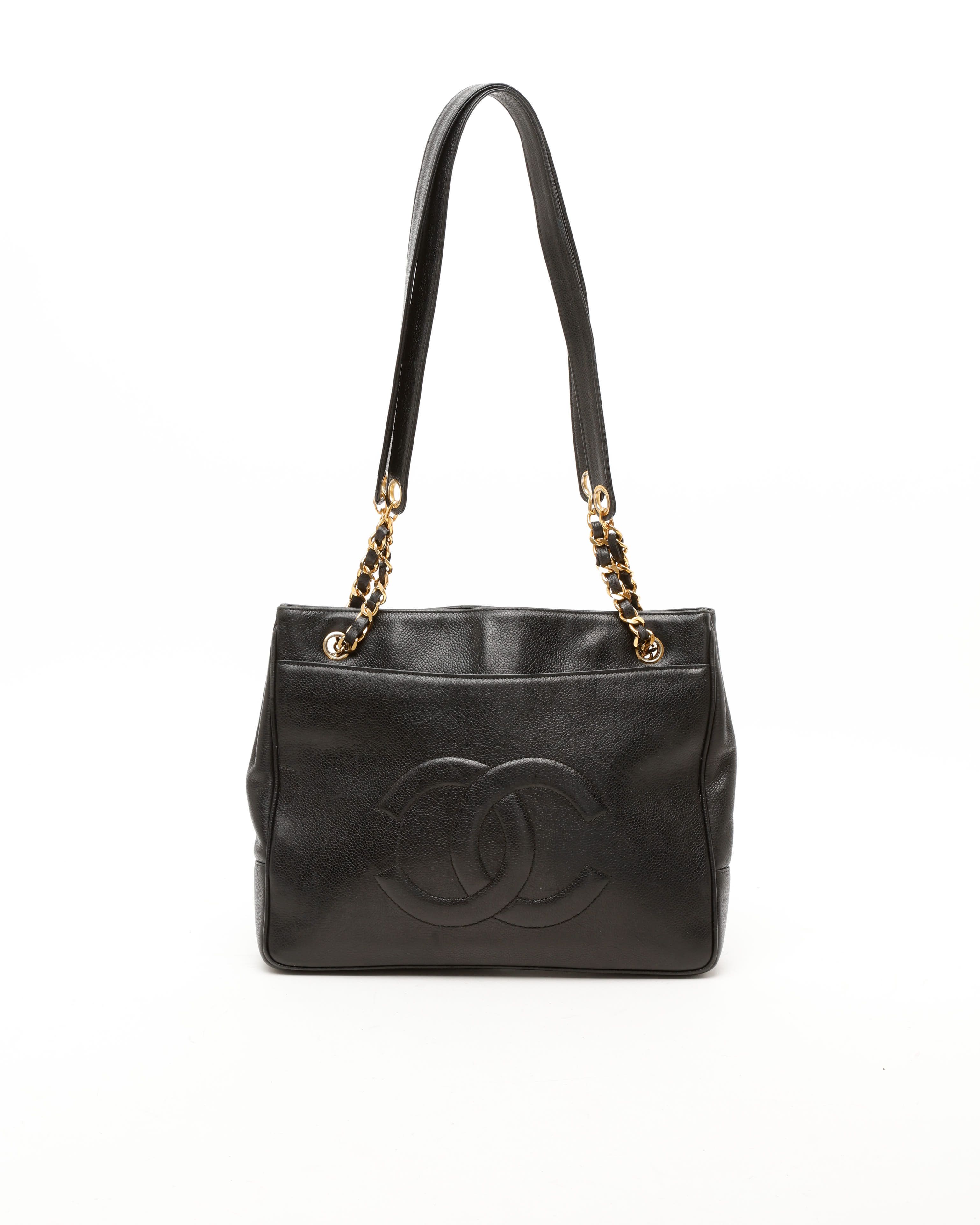 Pre-owned Chanel Cc Caviar Chain Tote Bag In Black