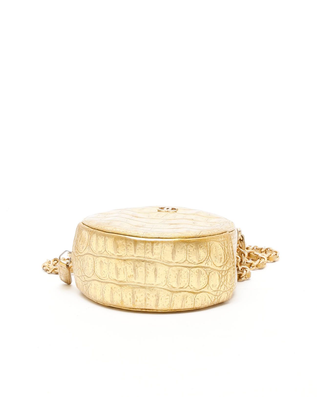 Pre-owned Chanel Cc Round Chain Shoulder Bag In Gold