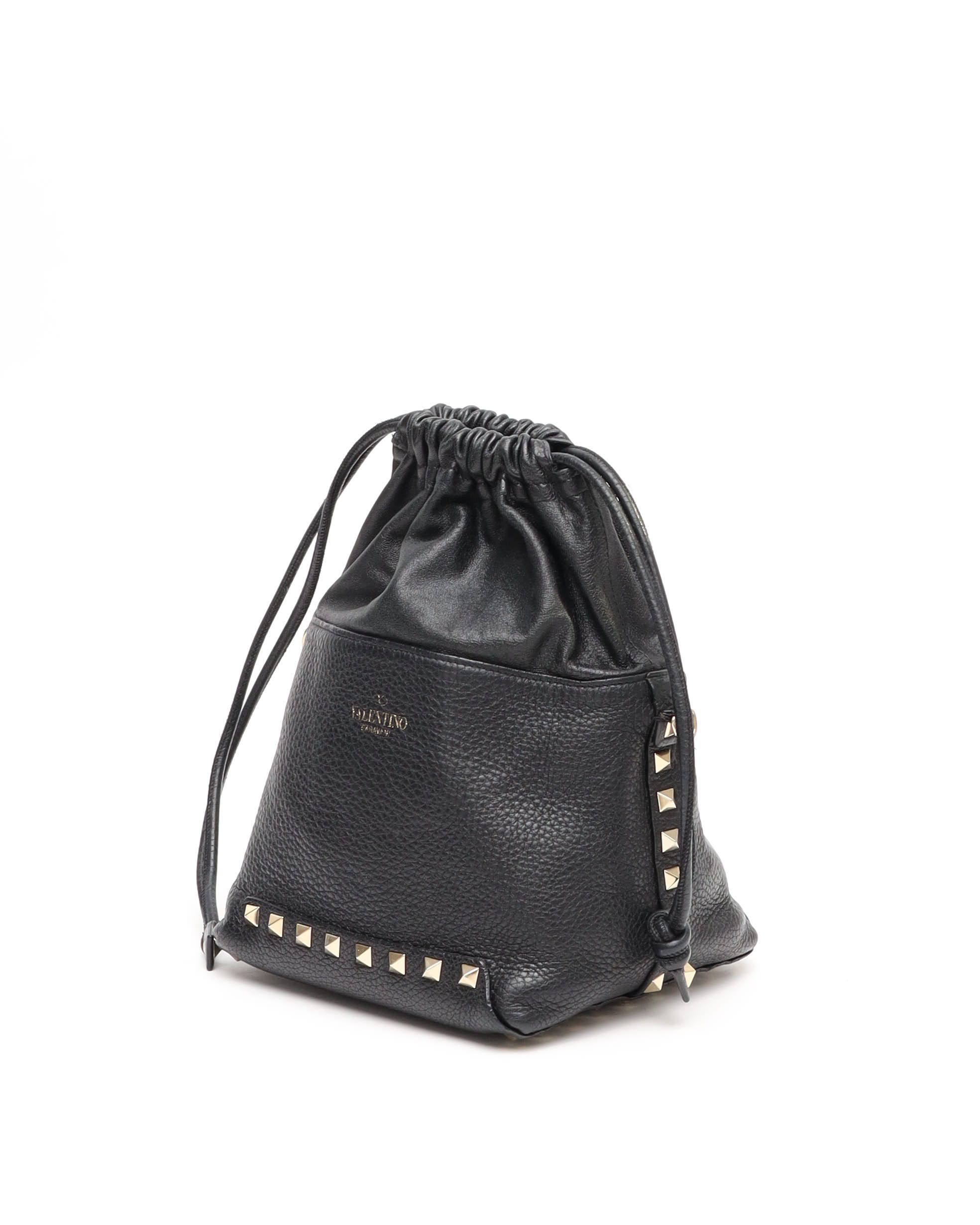 Valentino Rockstud Bucket Bag In Black