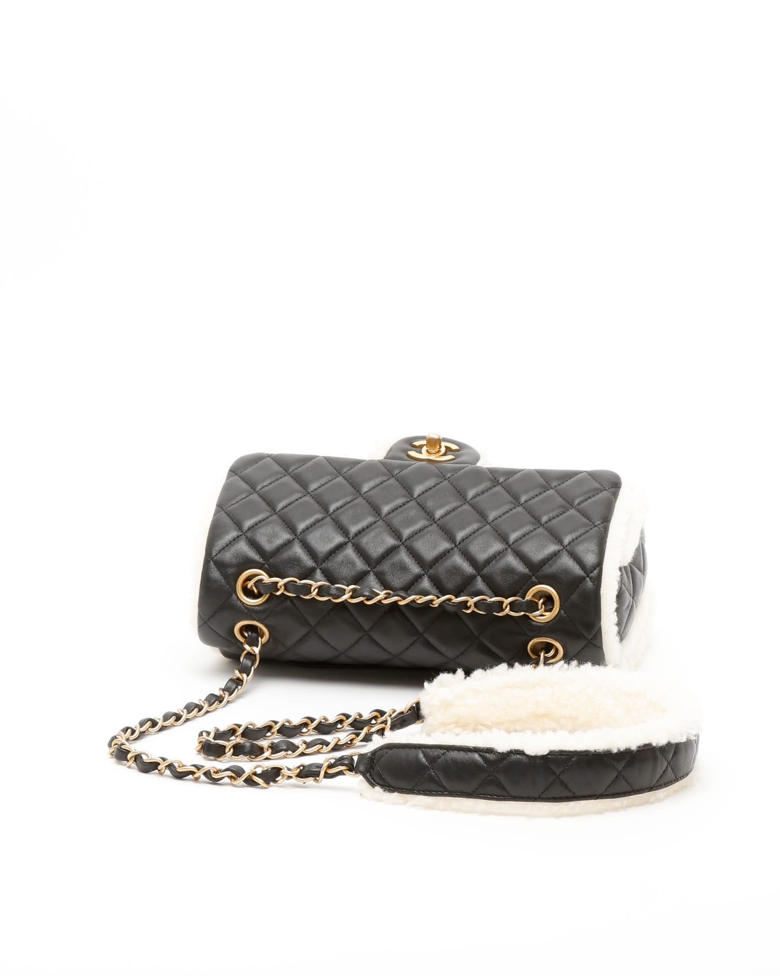 Pre-owned Chanel Classic Medium Shearling Single Flap Bag In Black