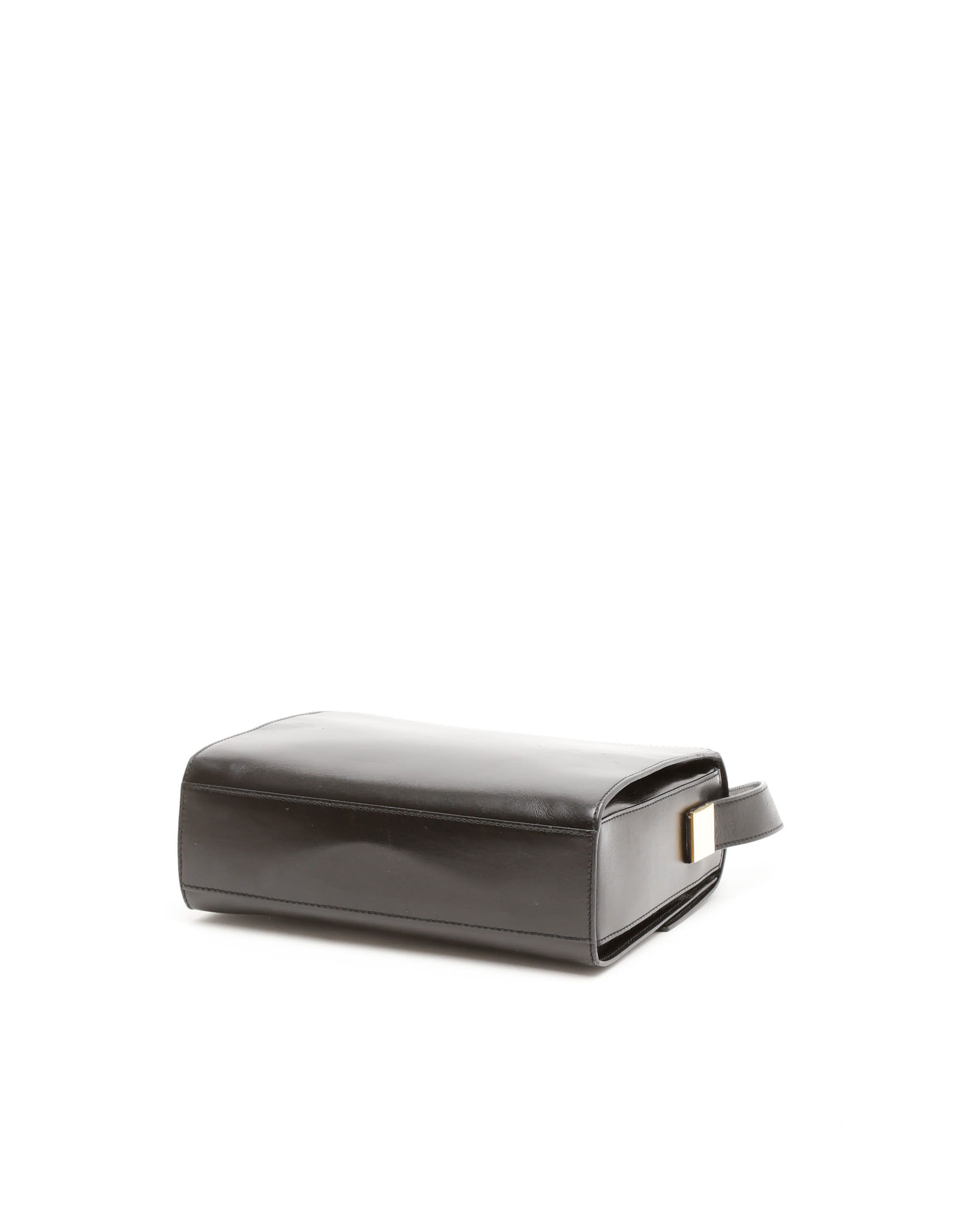 Celine Céline Circle Logo Bag In Black