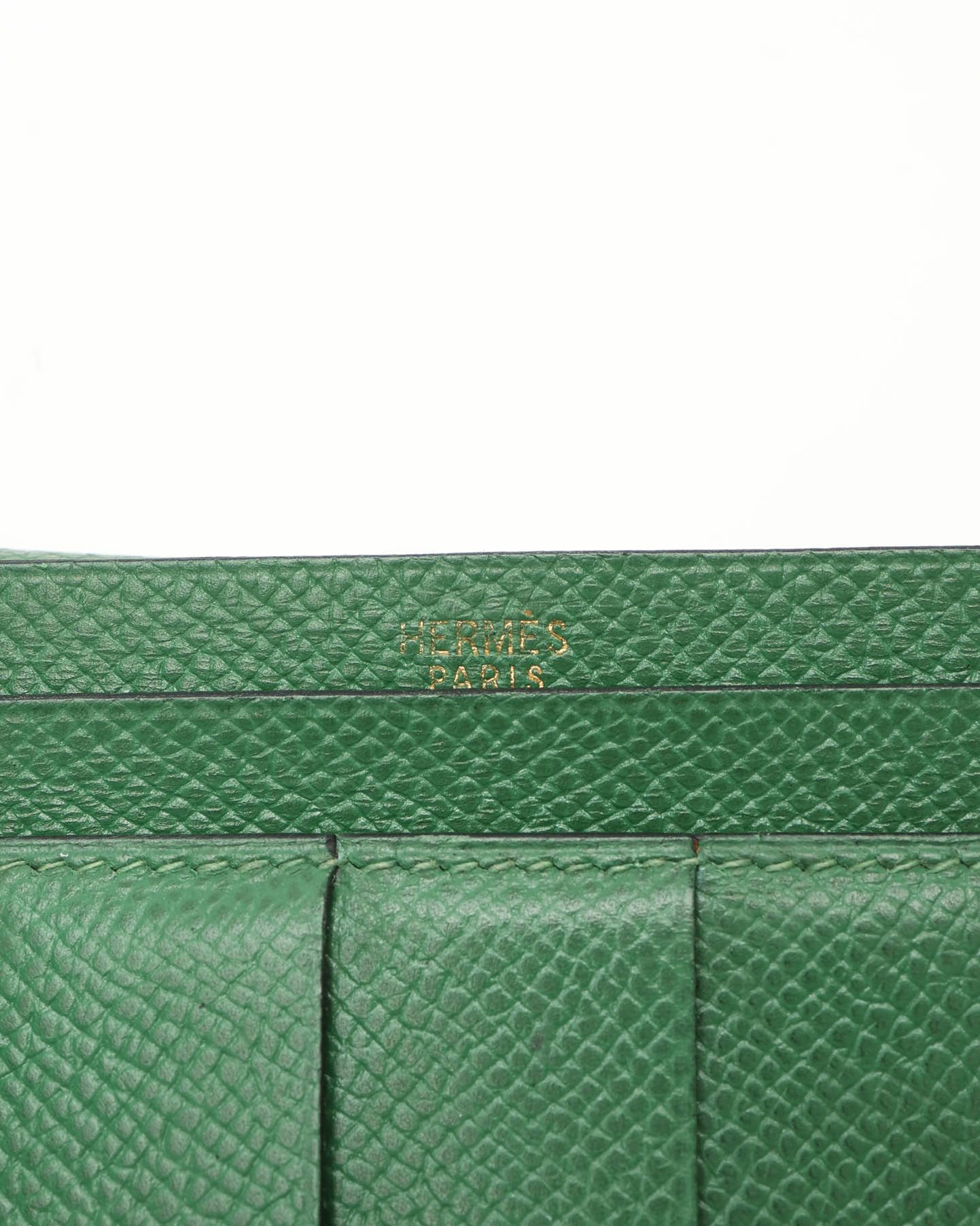 Pre-owned Hermes Hermès Béarn Long Wallet In Green