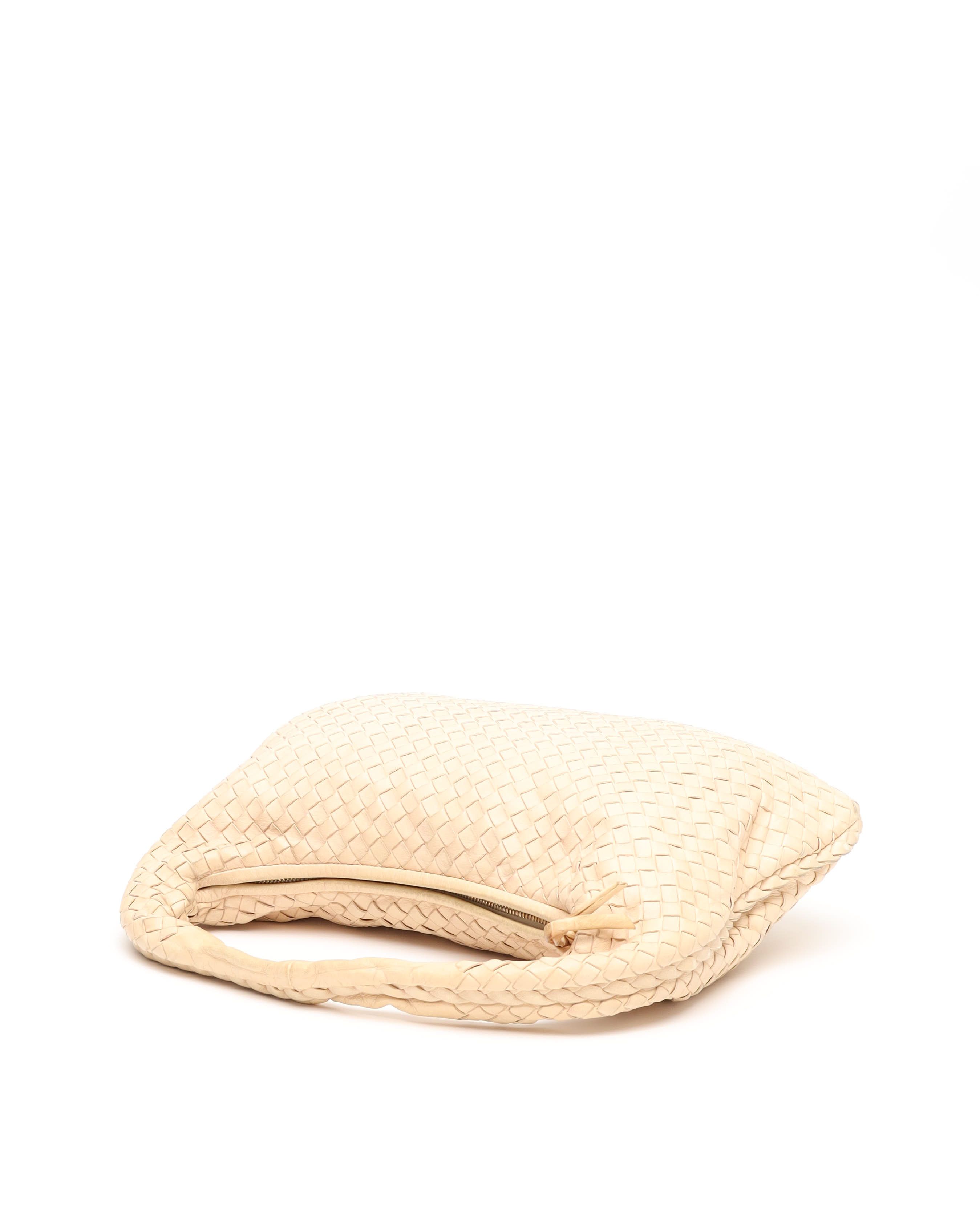 Bottega Veneta Medium Intrecciato Hobo Bag In Sand