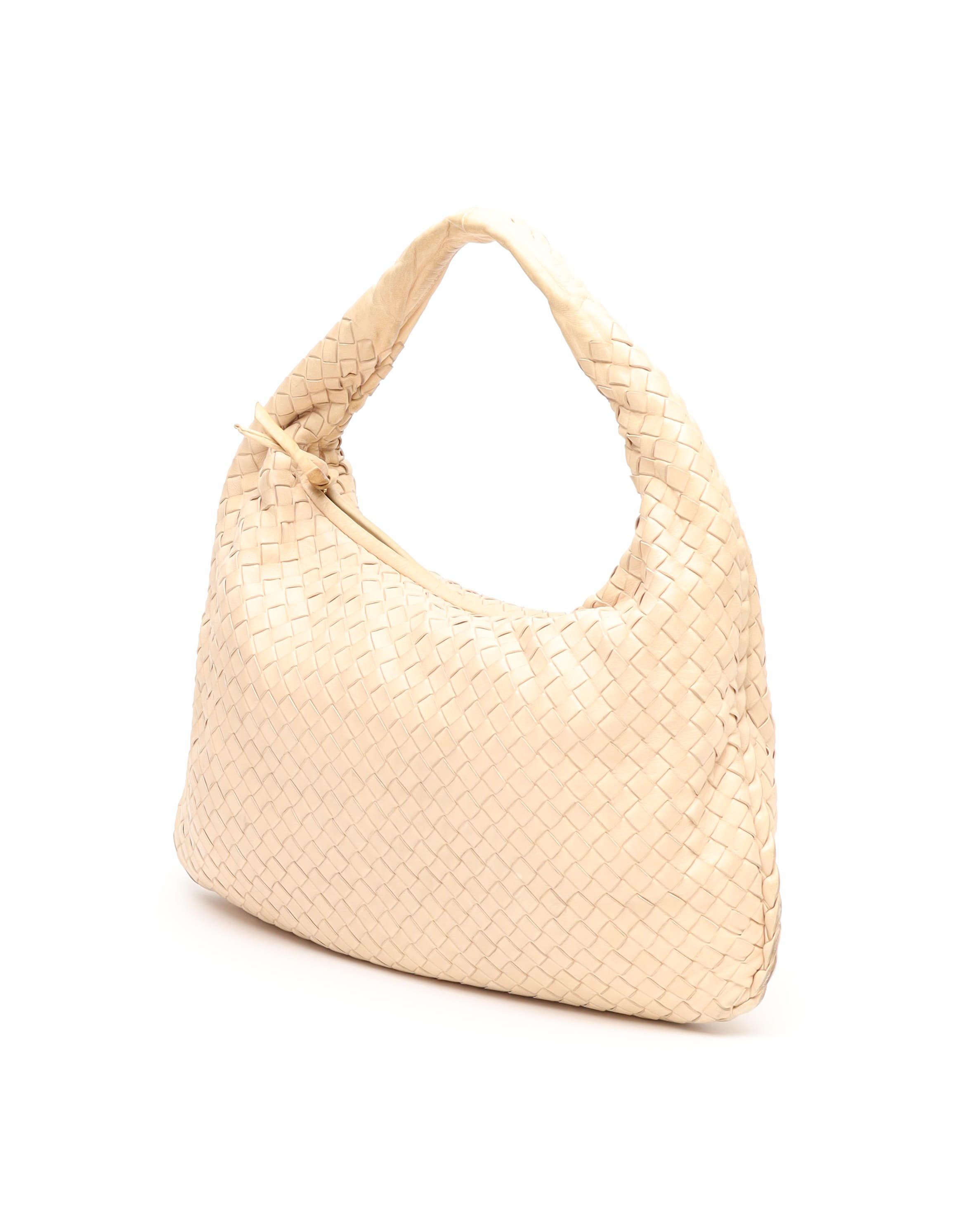 Bottega Veneta Medium Intrecciato Hobo Bag In Sand