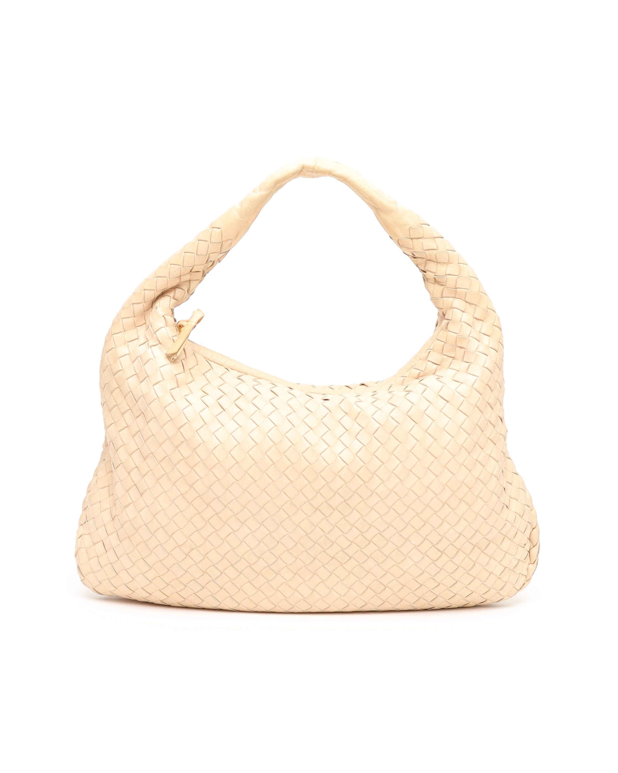 Bottega Veneta Medium Intrecciato Hobo Bag In Sand