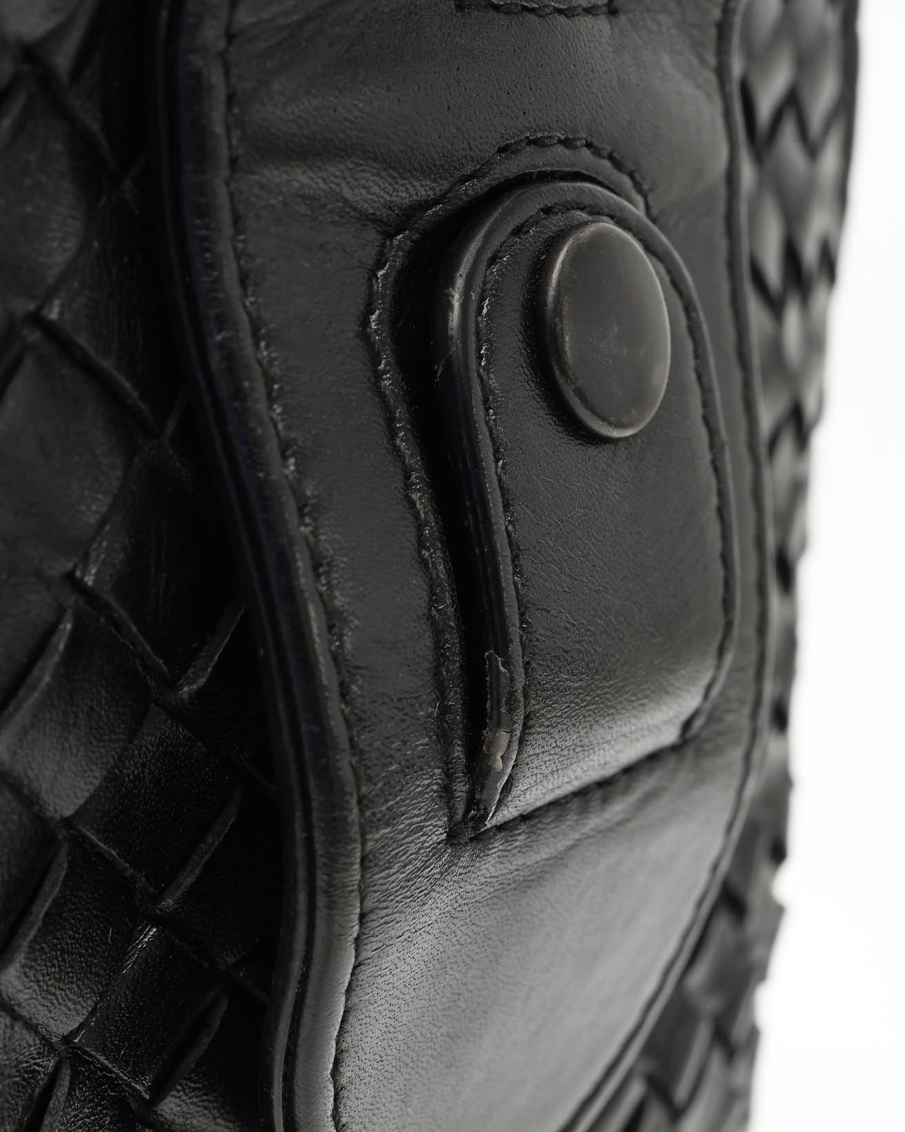 Bottega Veneta Intrecciato Weekend Bag In Black