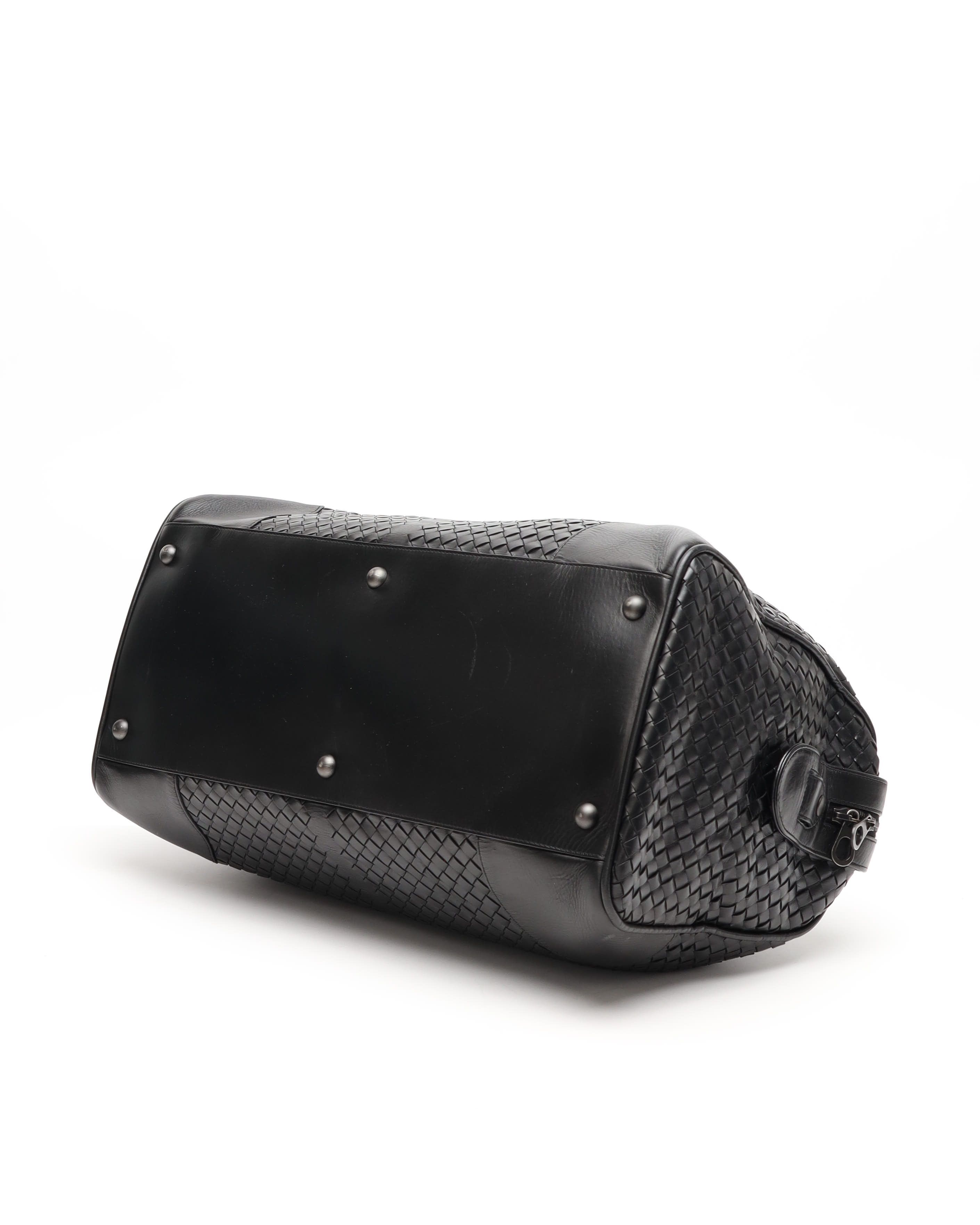 Bottega Veneta Intrecciato Weekend Bag In Black