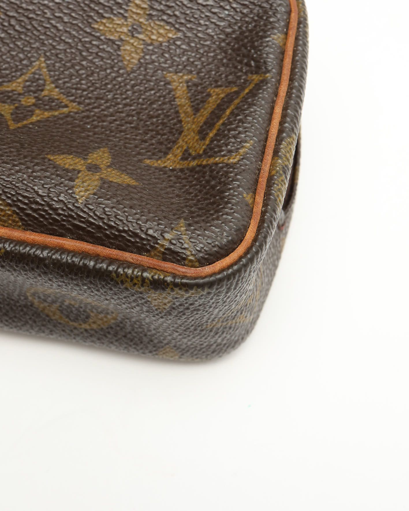 Pre-owned Louis Vuitton Small Monogram Trousse Wapity Pouch In Brown