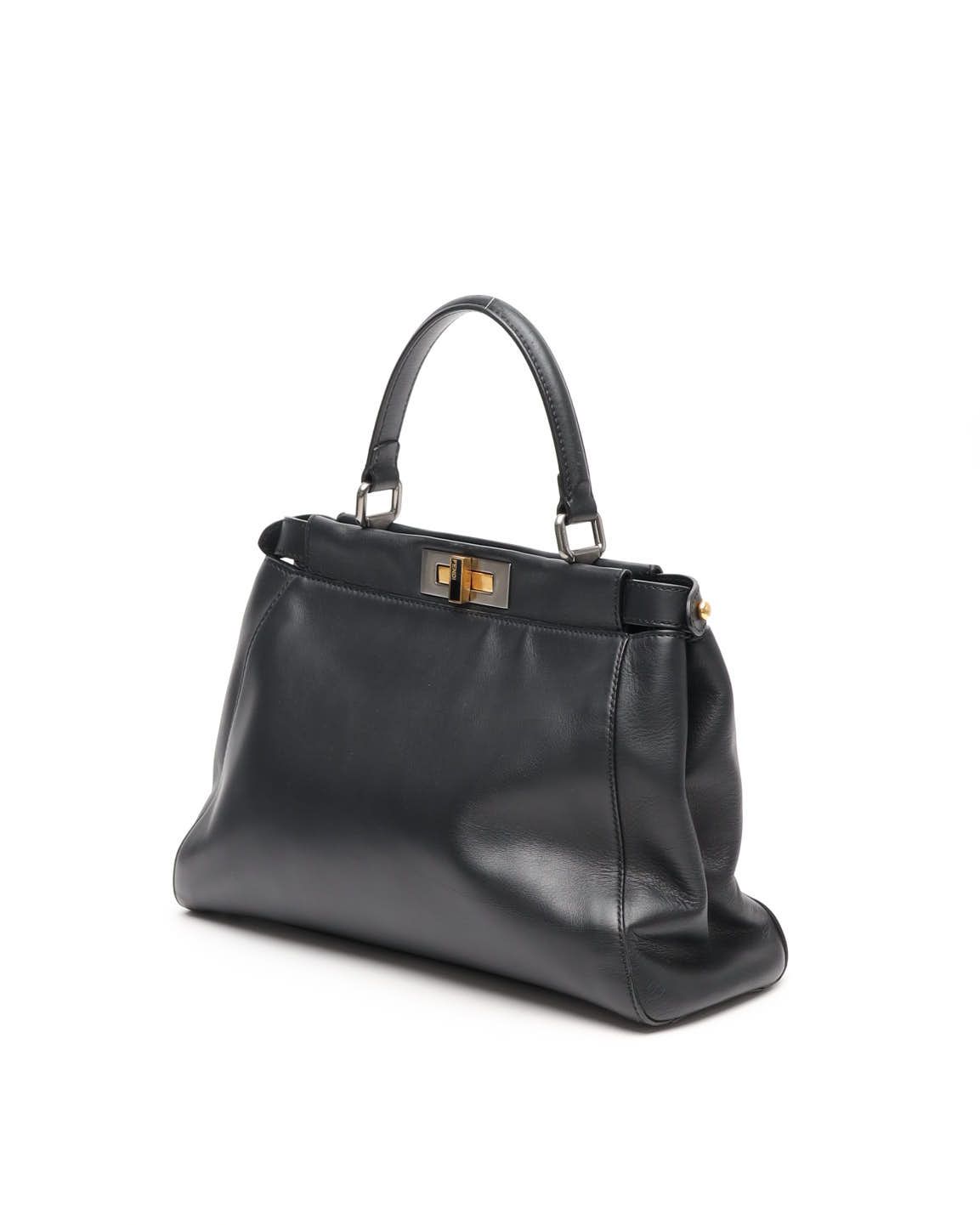 Fendi Medium Peekaboo Bag In Black