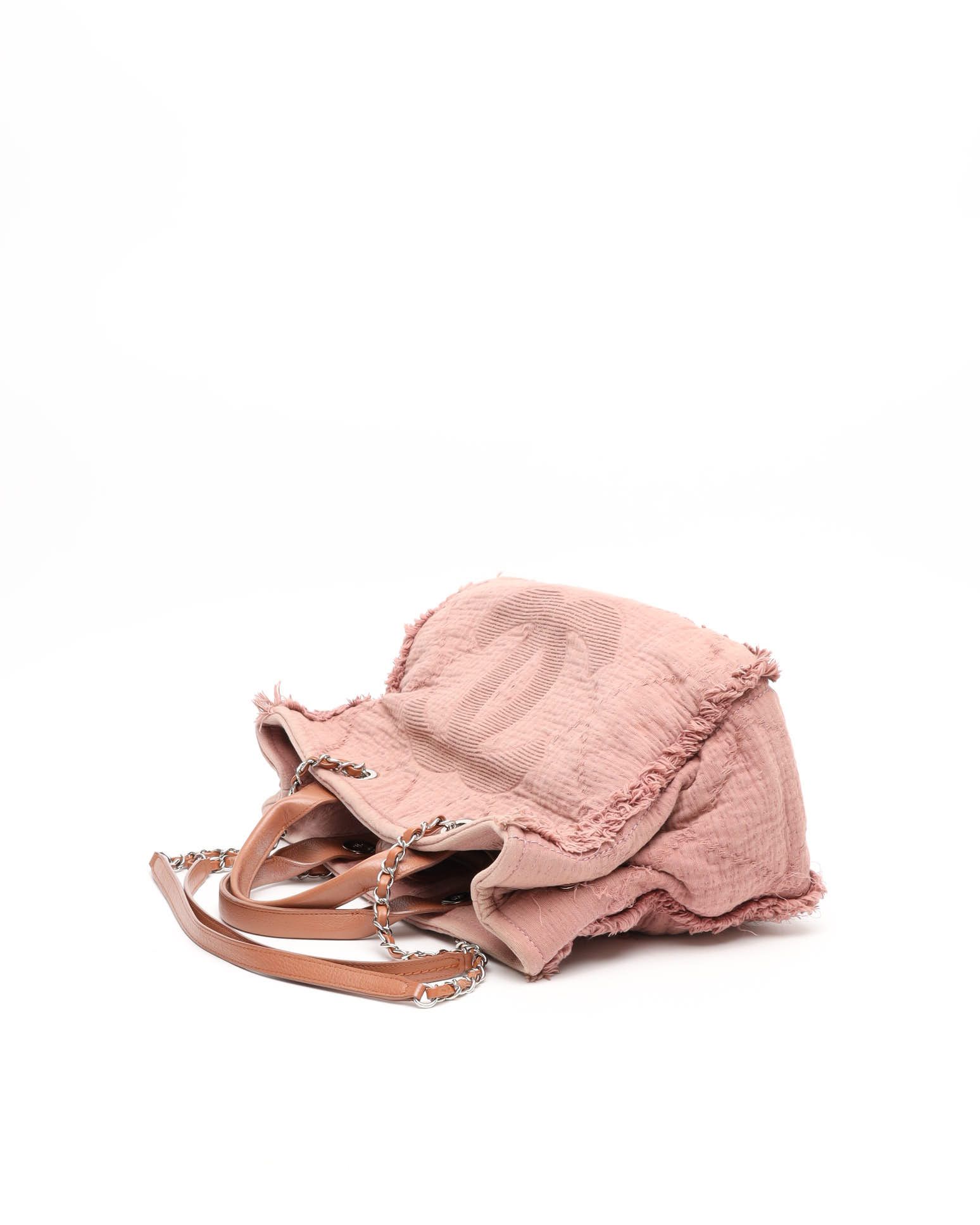 Pre-owned Chanel Deauville Mm Tote Bag In Pink
