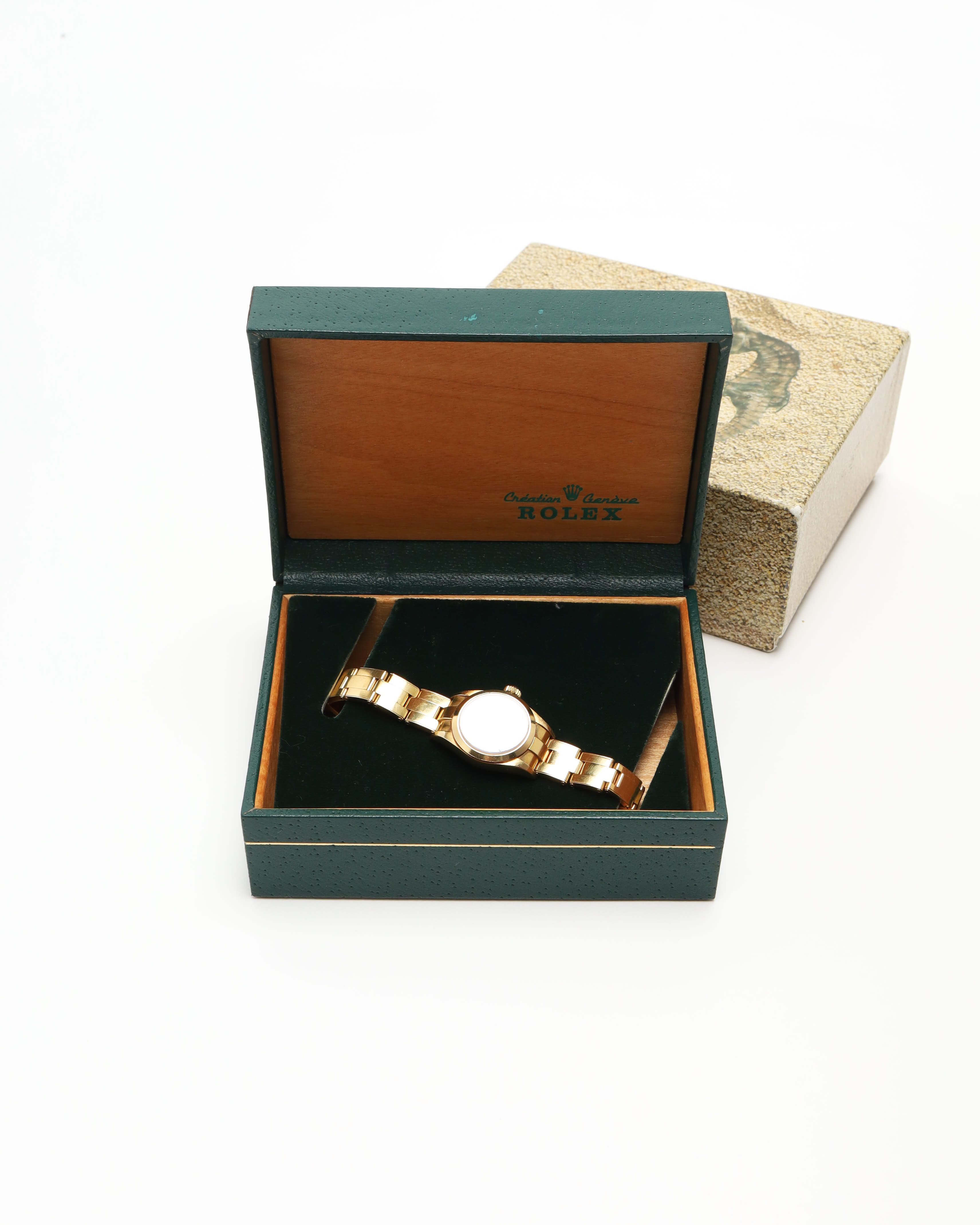 Rolex Lady-oyster Perpetual 26mm 18k Gold 1991 Watch In Gold
